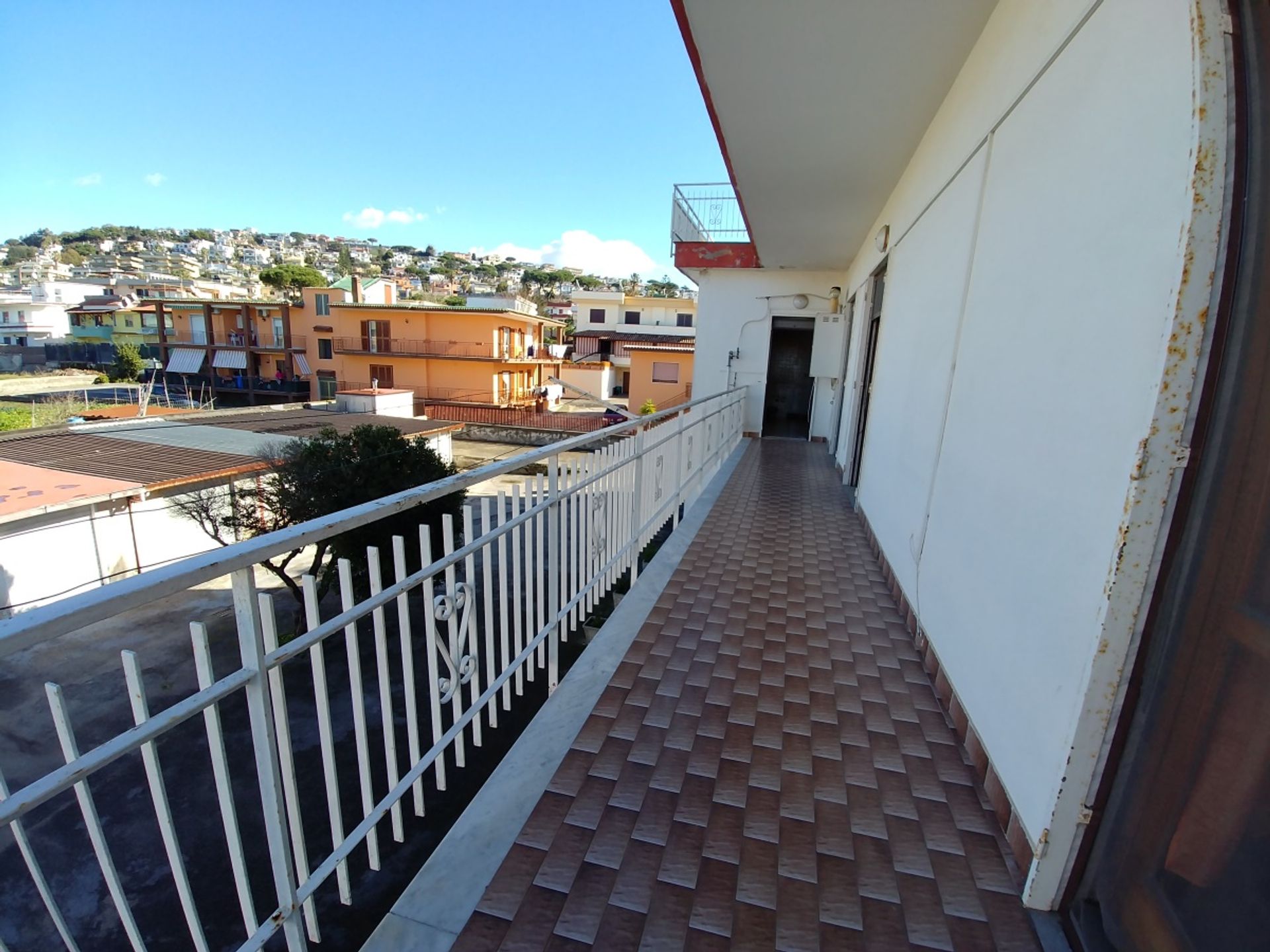 Condominium dans Pozzuoli, Campania 11554573