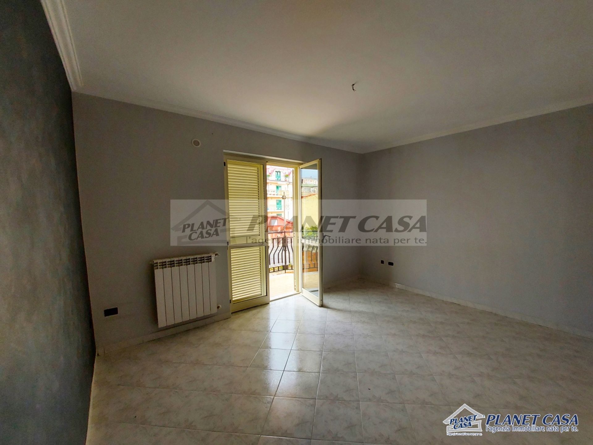 Condominio en Campagna, Campania 11554577