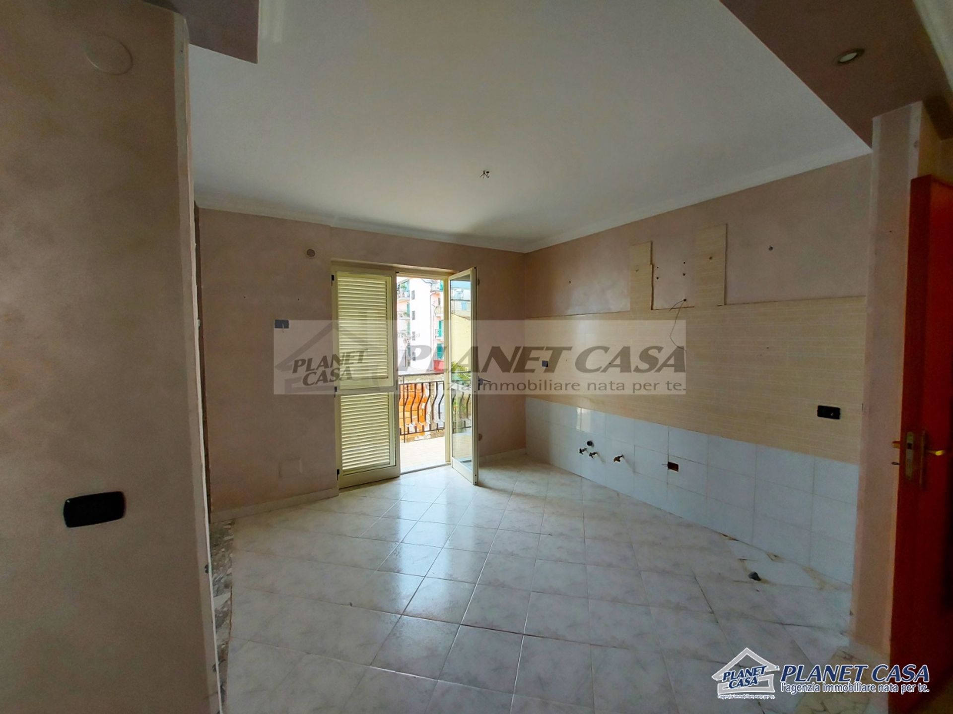 Condominio en Campagna, Campania 11554577