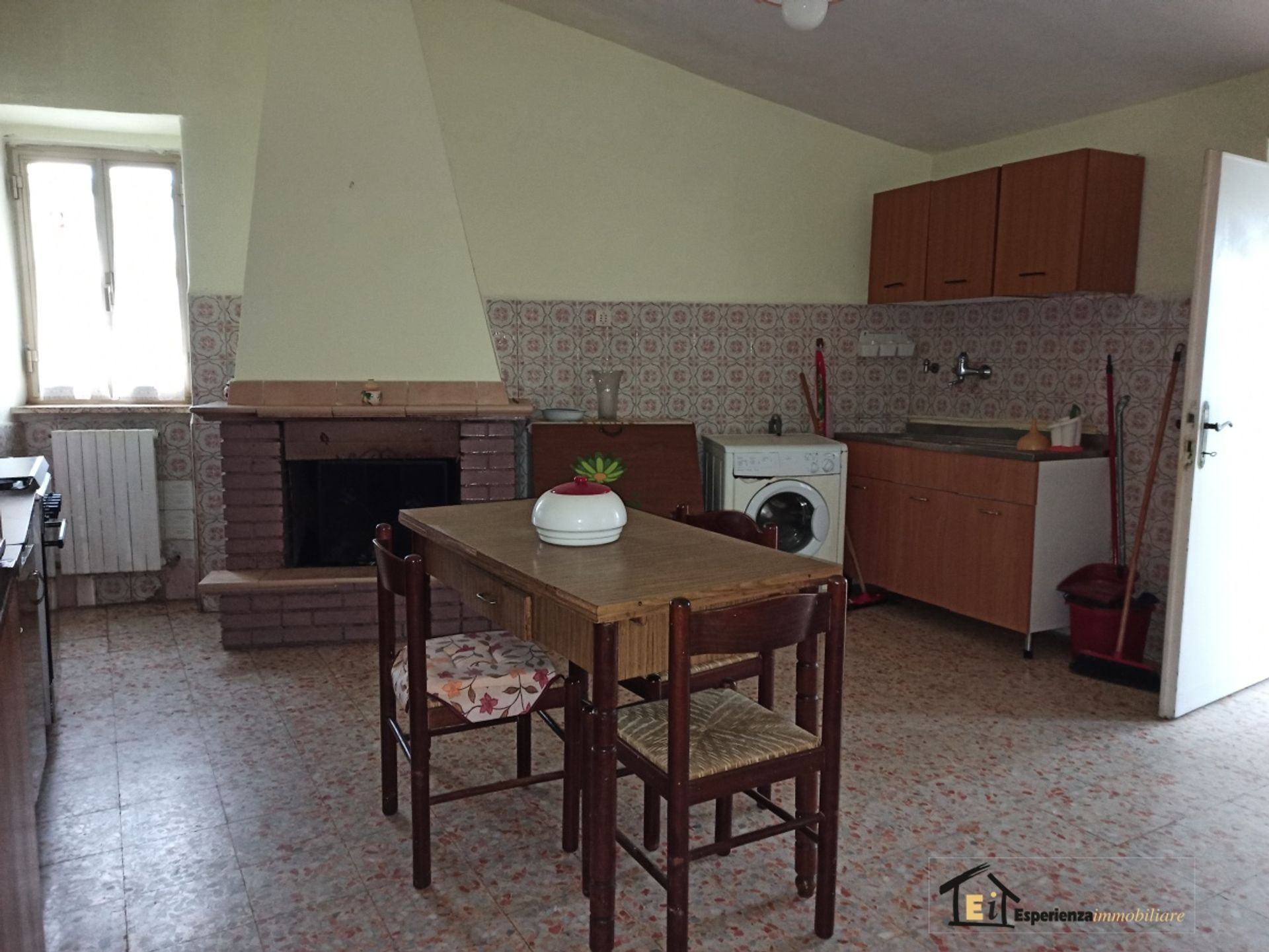 Condominium dans Poggio Mirteto, Lazio 11554629