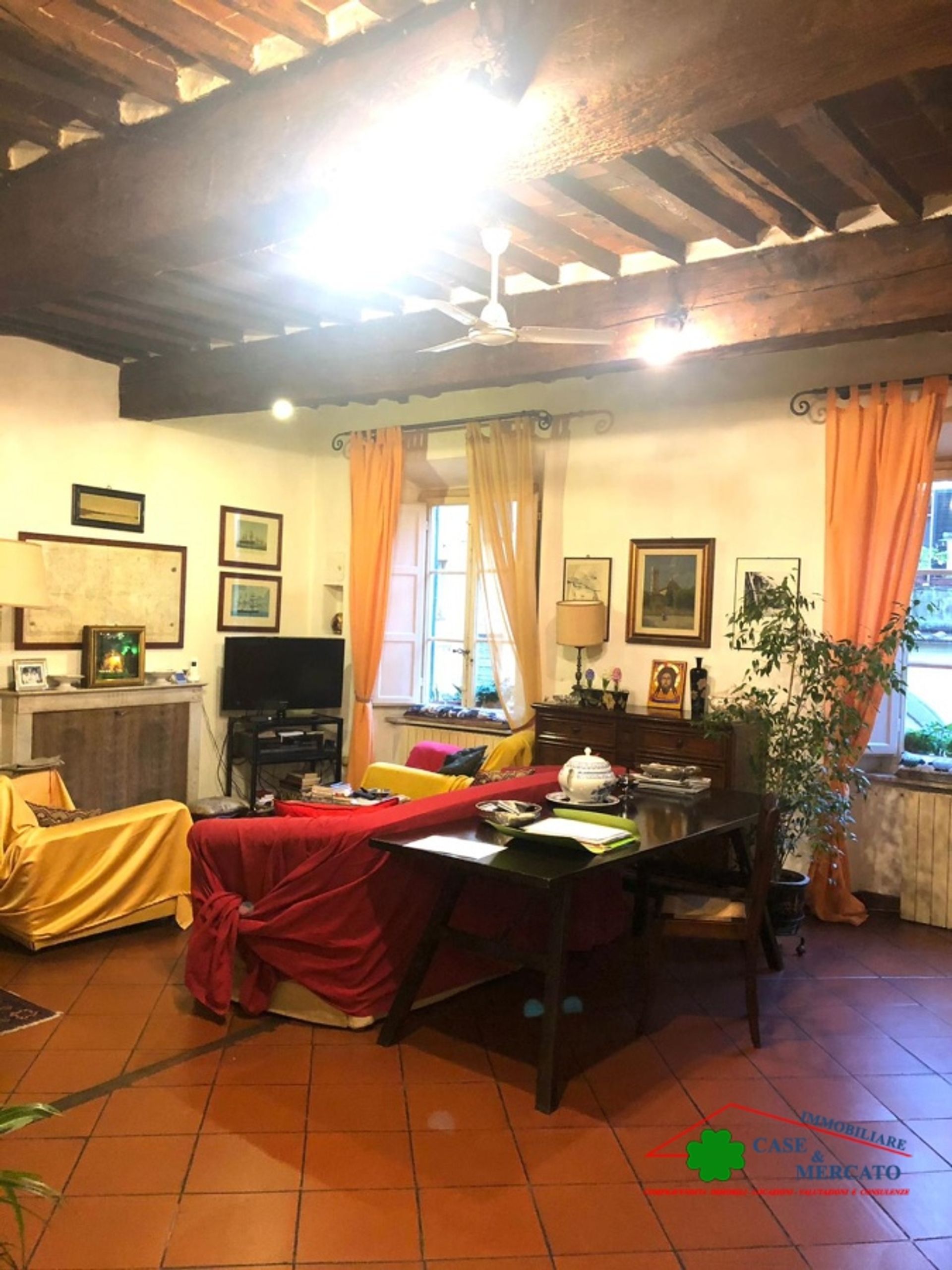 Kondominium dalam Lucca, Tuscany 11554720