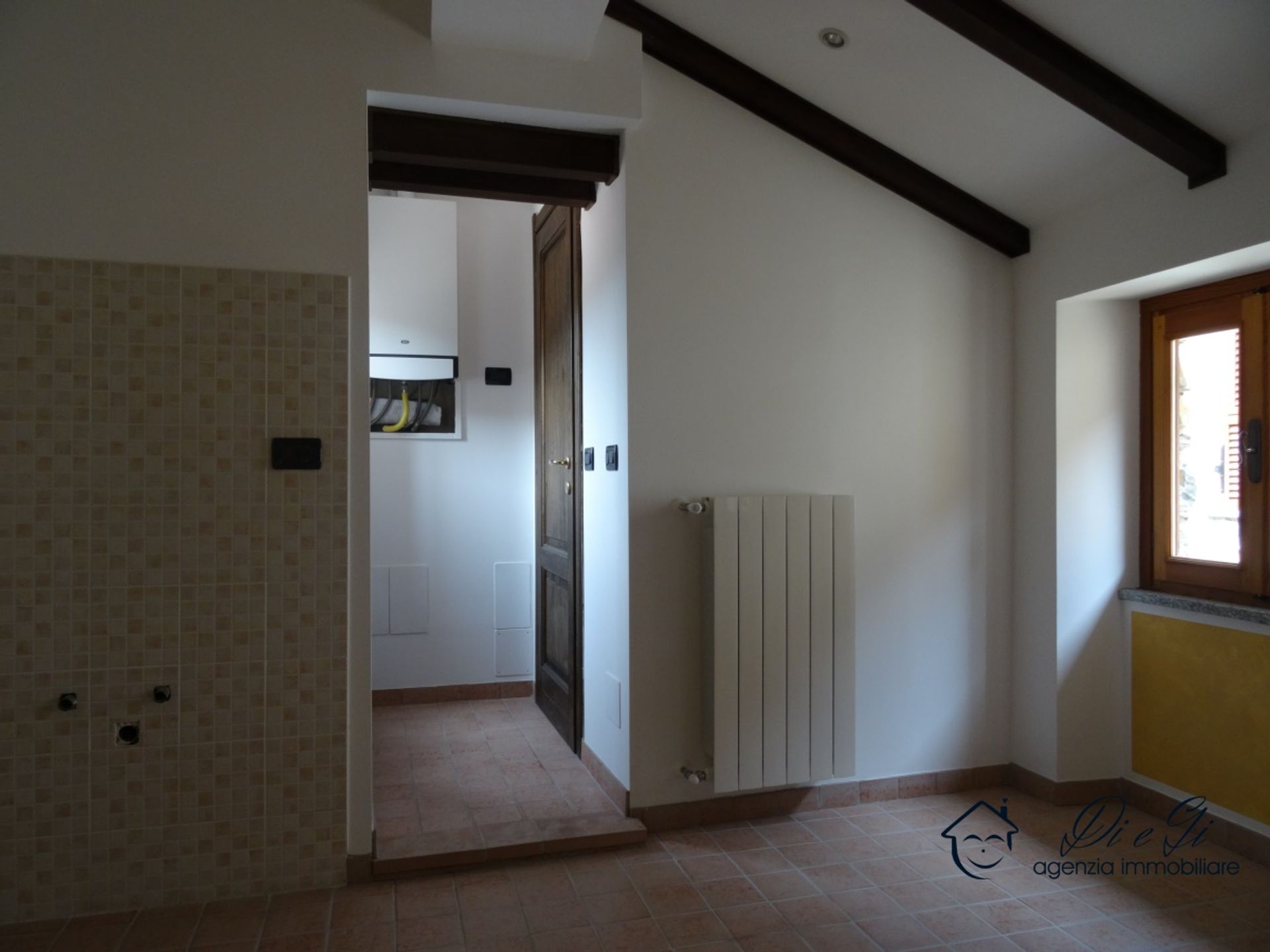 Hus i Garlenda, Liguria 11555031