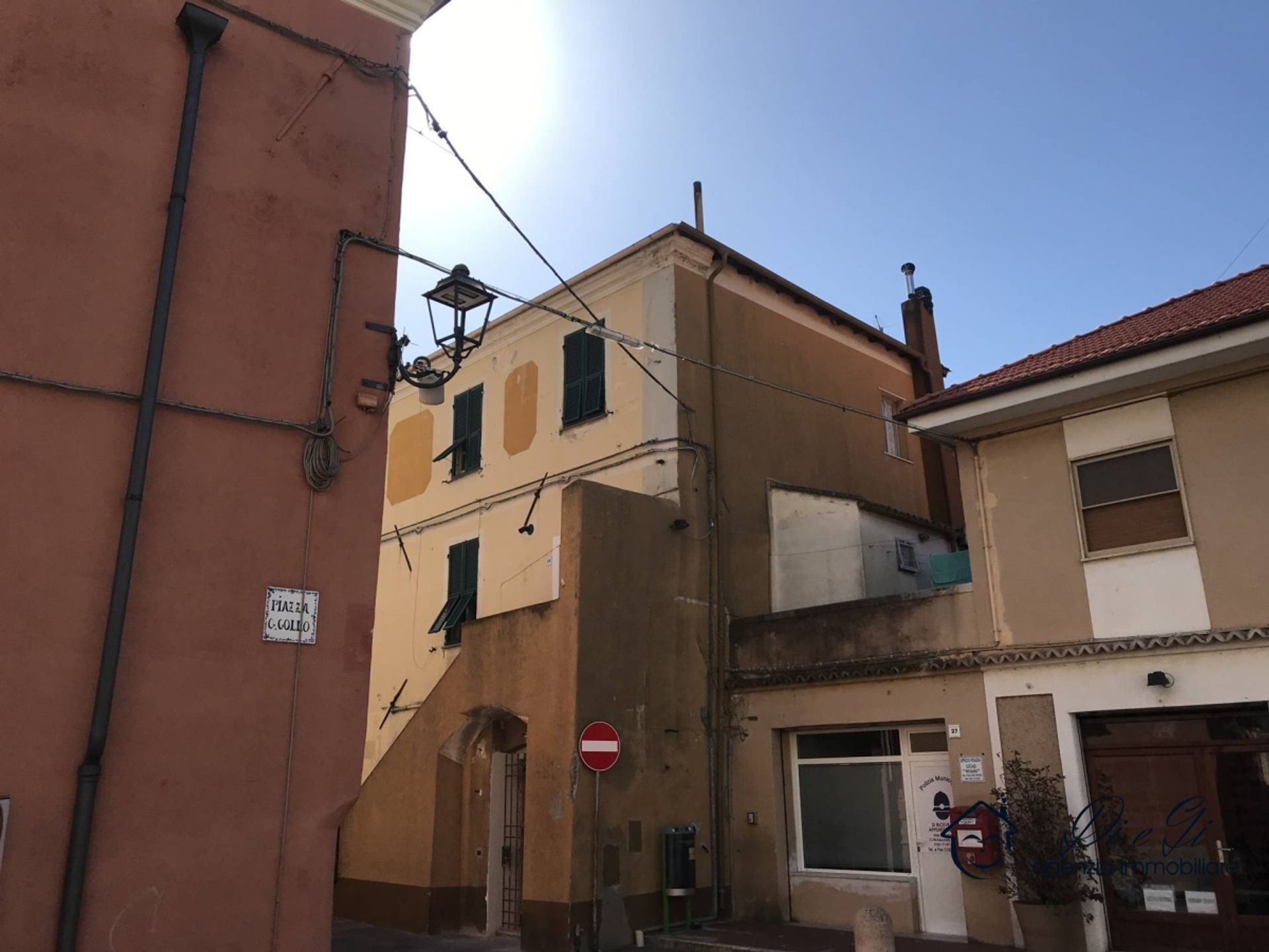 rumah dalam Cisano sul Neva, Liguria 11555035