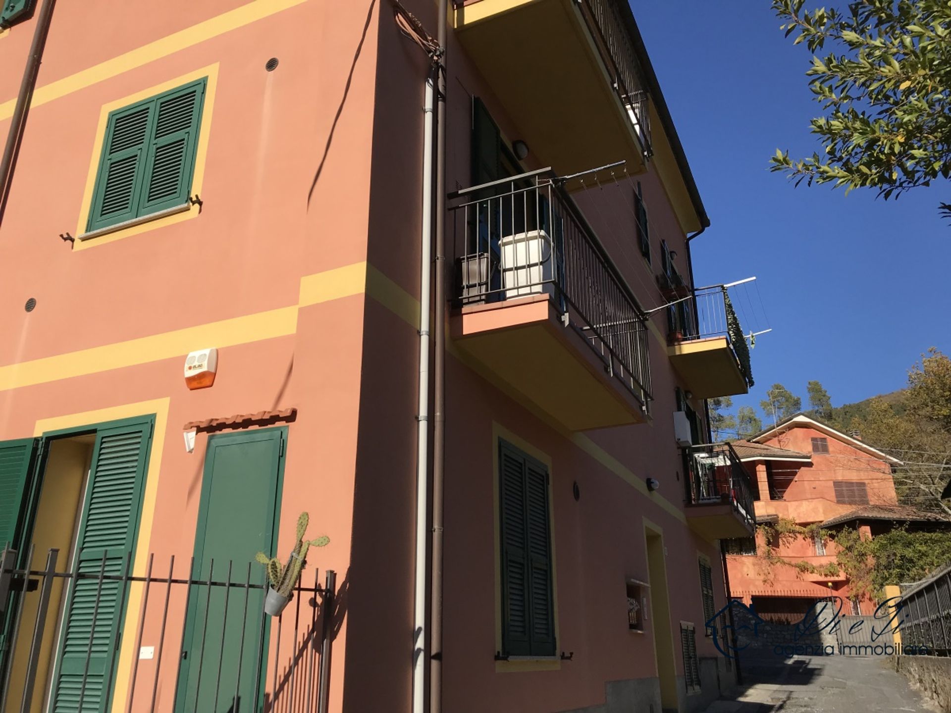 Condominium dans Garlenda, Liguria 11555050