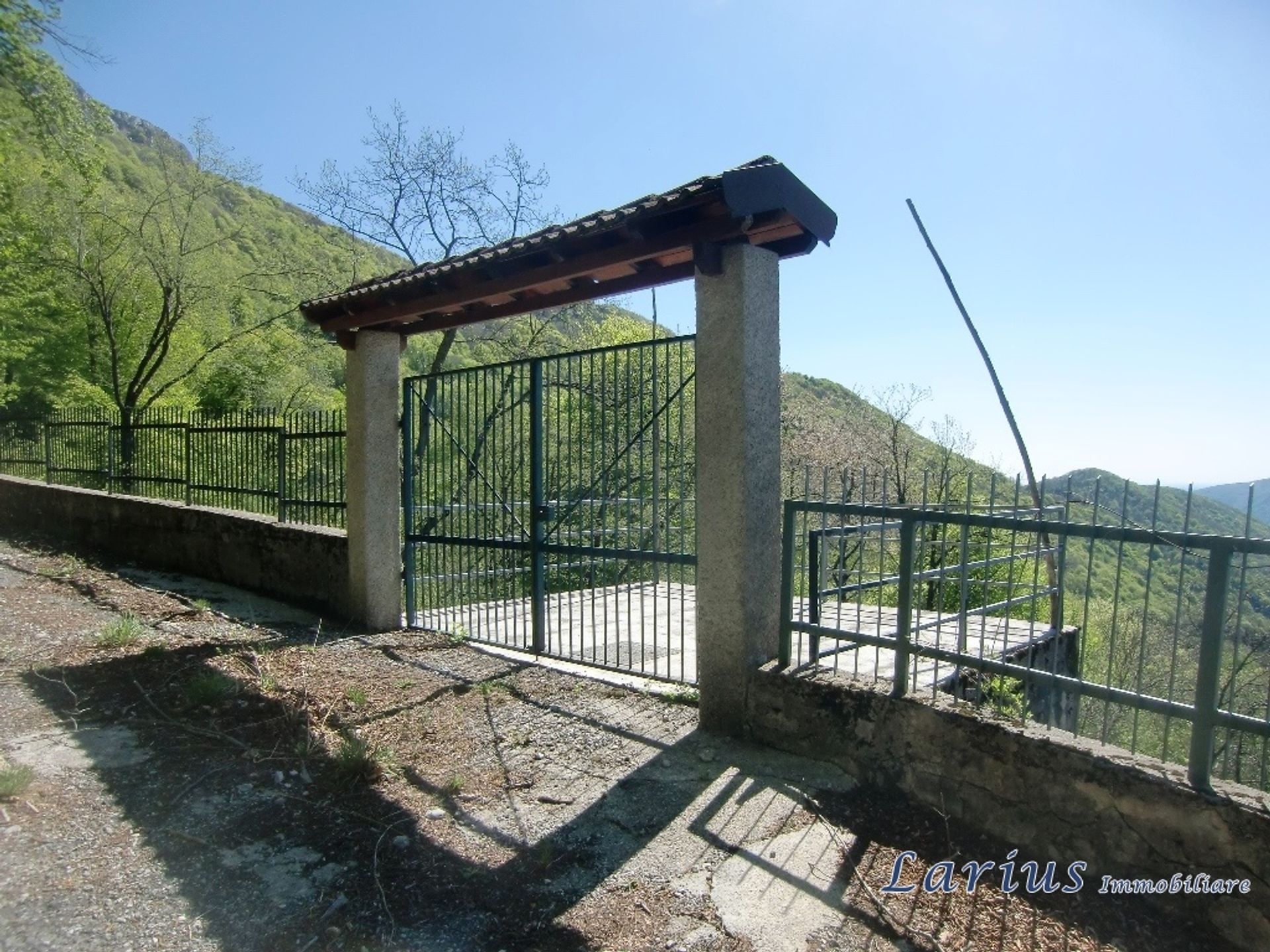 House in , Lombardy 11555144