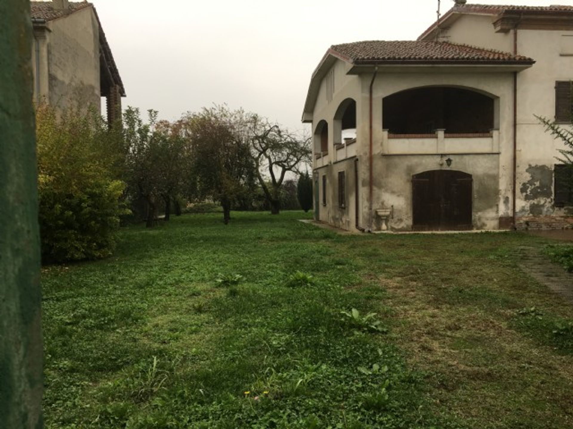 casa no , Lombardy 11555145