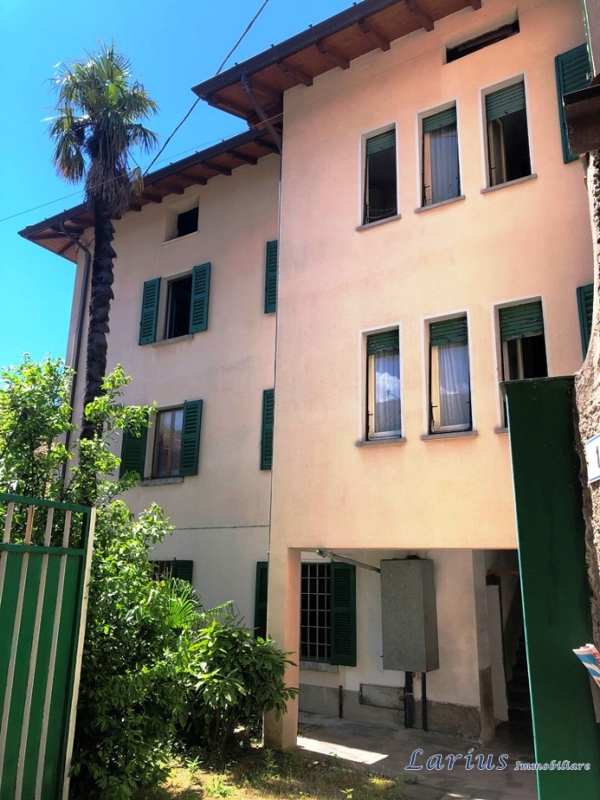 Haus im , Lombardy 11555150