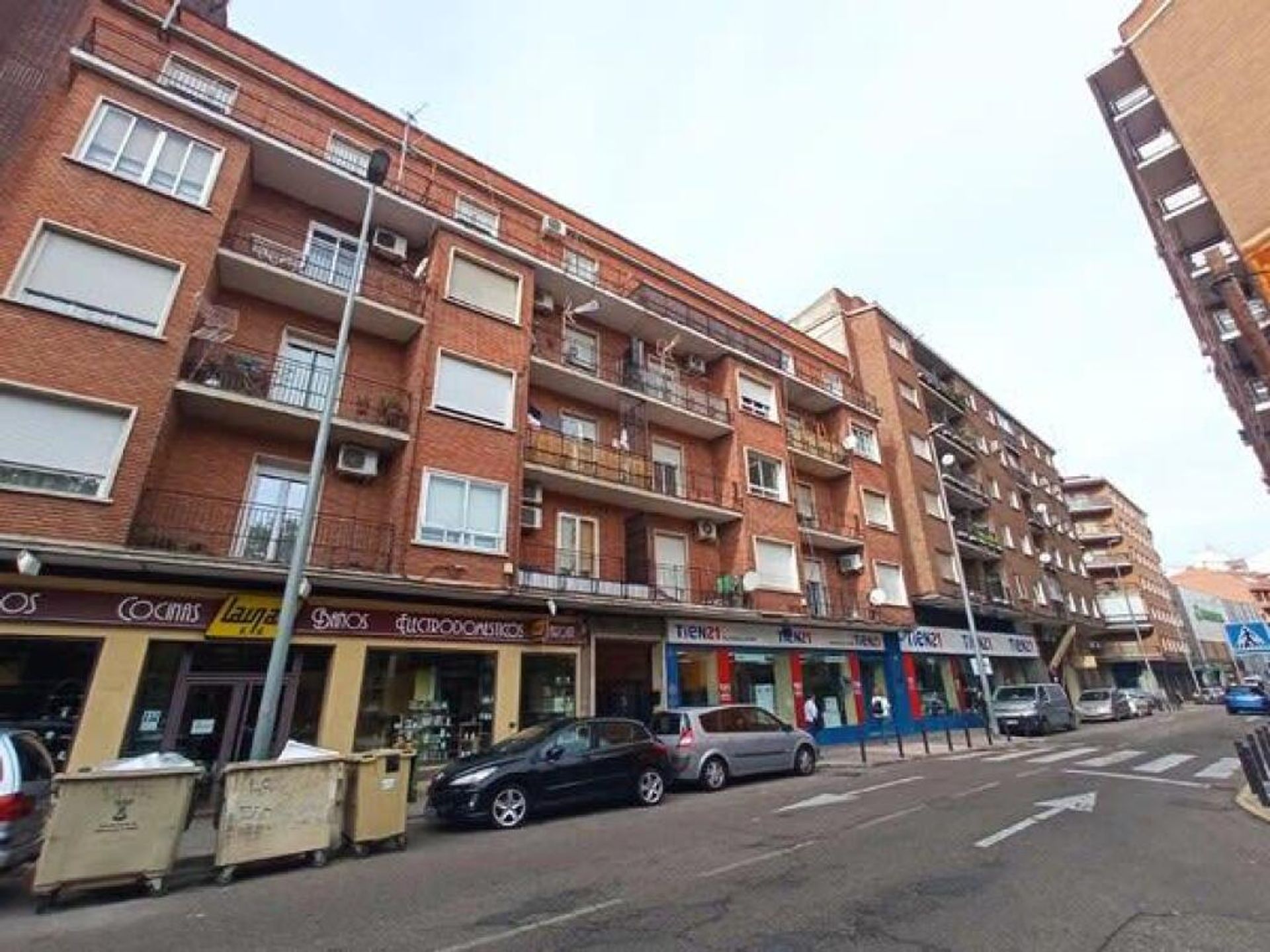 Condominium in Talavera de la Reina, Castilië-La Mancha 11555288