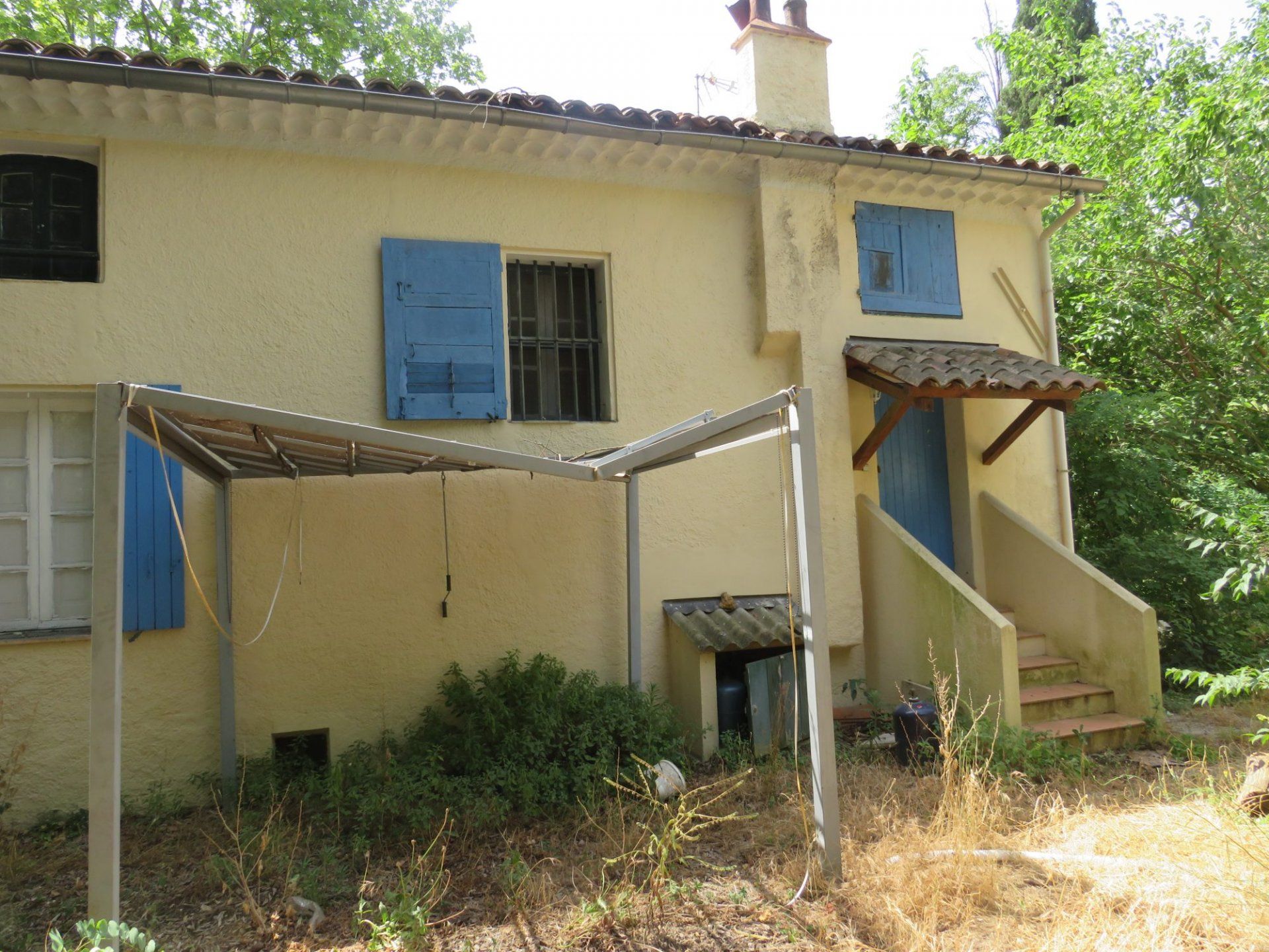 Terre dans Draguignan, Provence-Alpes-Côte d'Azur 11597077