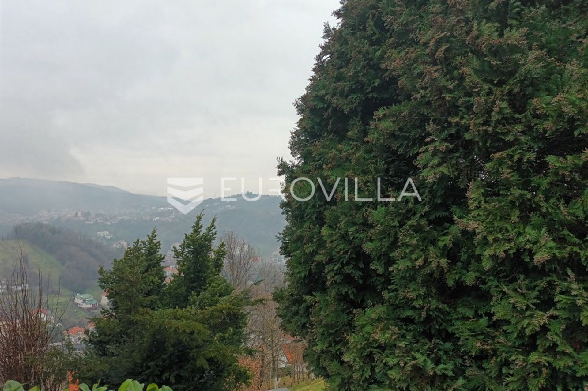 Land in Gracani, Zagreb, Grad 11597522