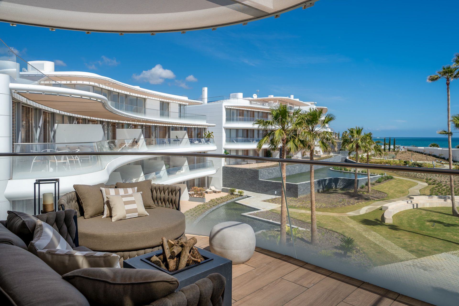 Condominium in San Luis de Sabinillas, Andalusia 11597714