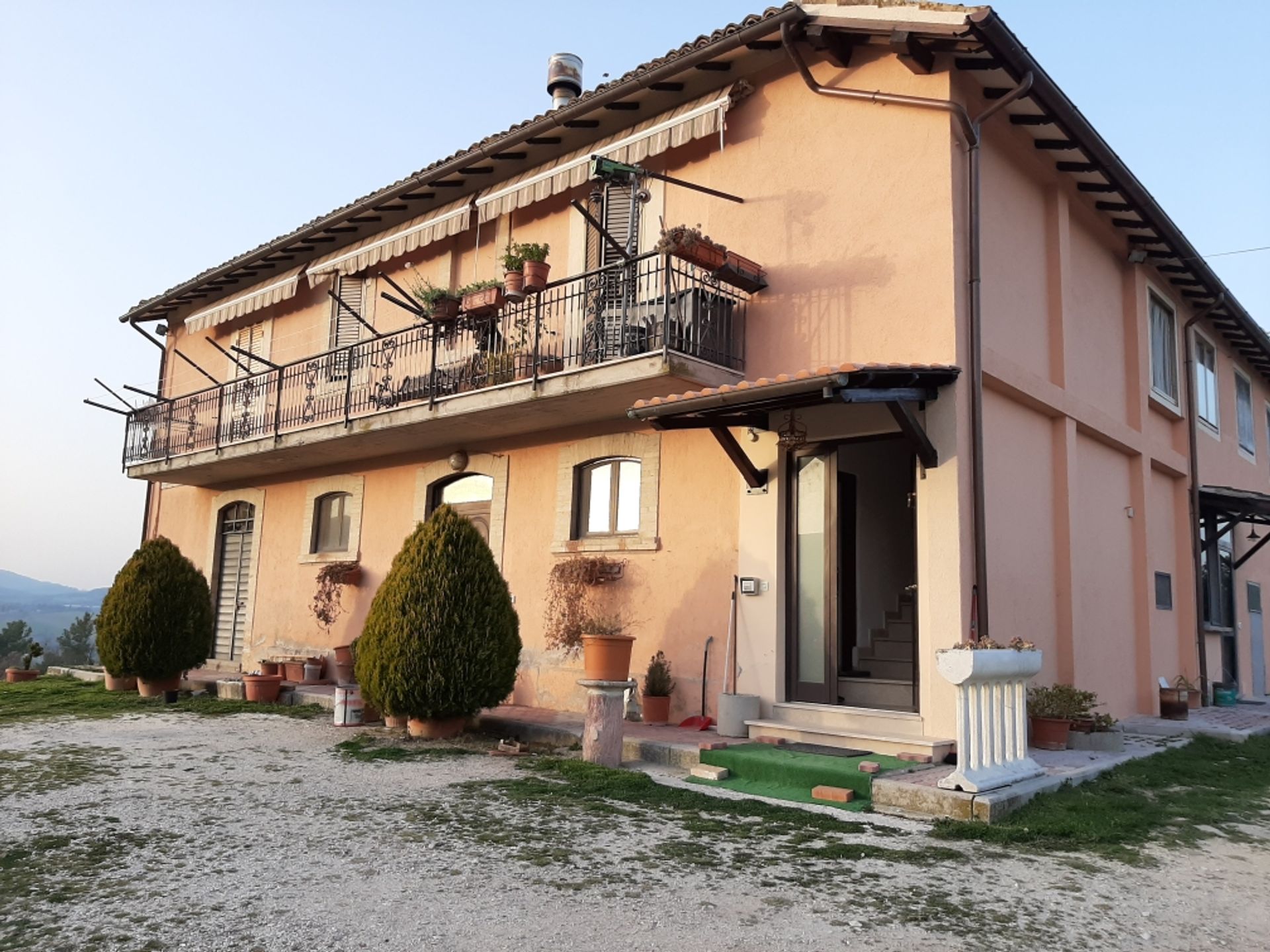 House in Spoleto, Umbria 11598673