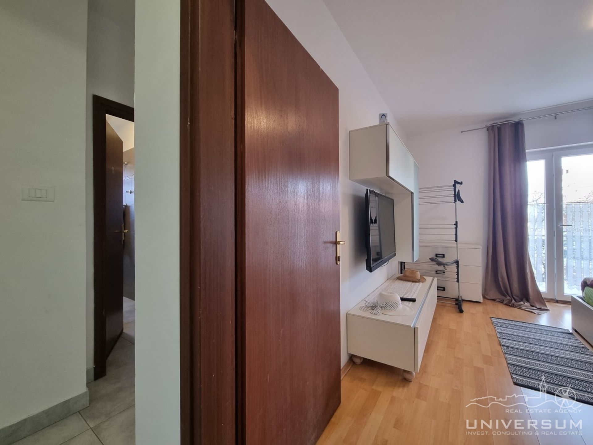 Condominio en Umag, Istria County 11601094