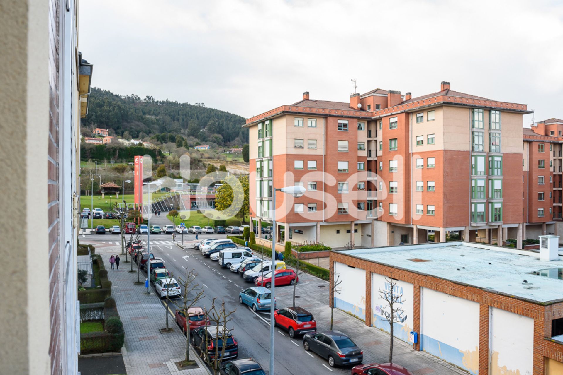 Condominium in Oviedo, Principado de Asturias 11603144