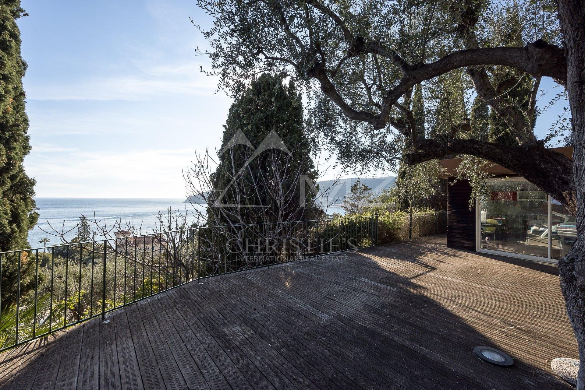 casa en Saint-Jean-Cap-Ferrat, Alpes-Maritimes 11608532