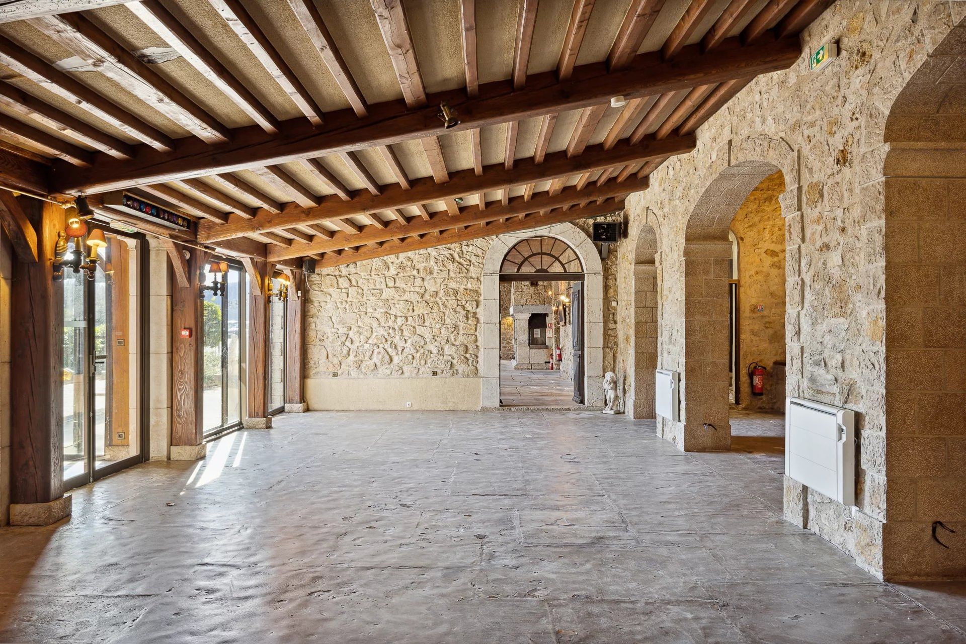 casa en Le Bar-sur-Loup, Provence-Alpes-Cote d'Azur 11611135