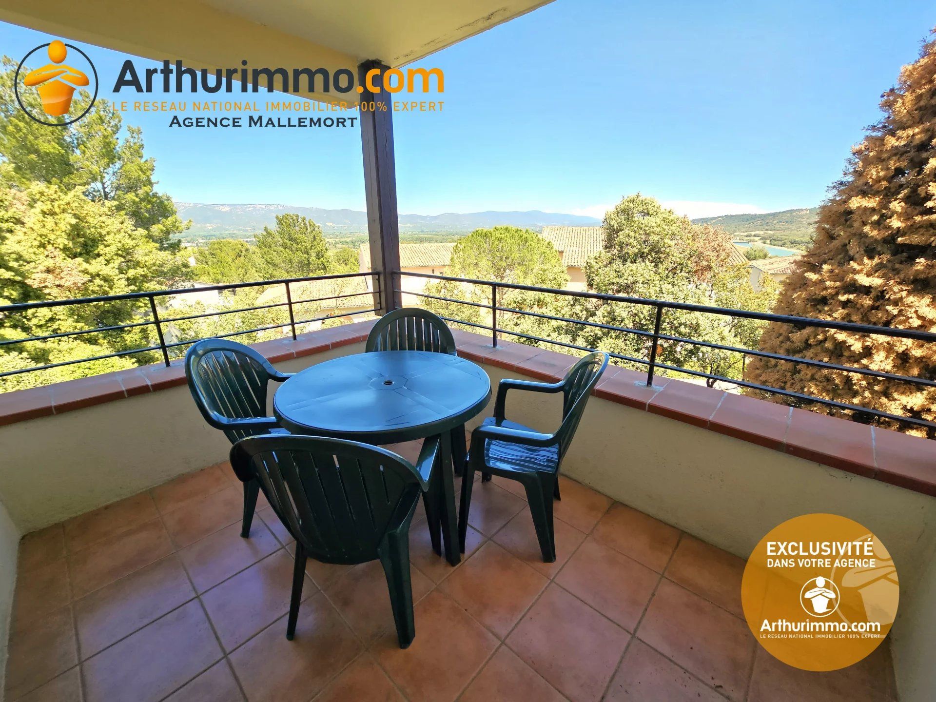 Condominium in Dieulefit, Auvergne-Rhone-Alpes 11611173