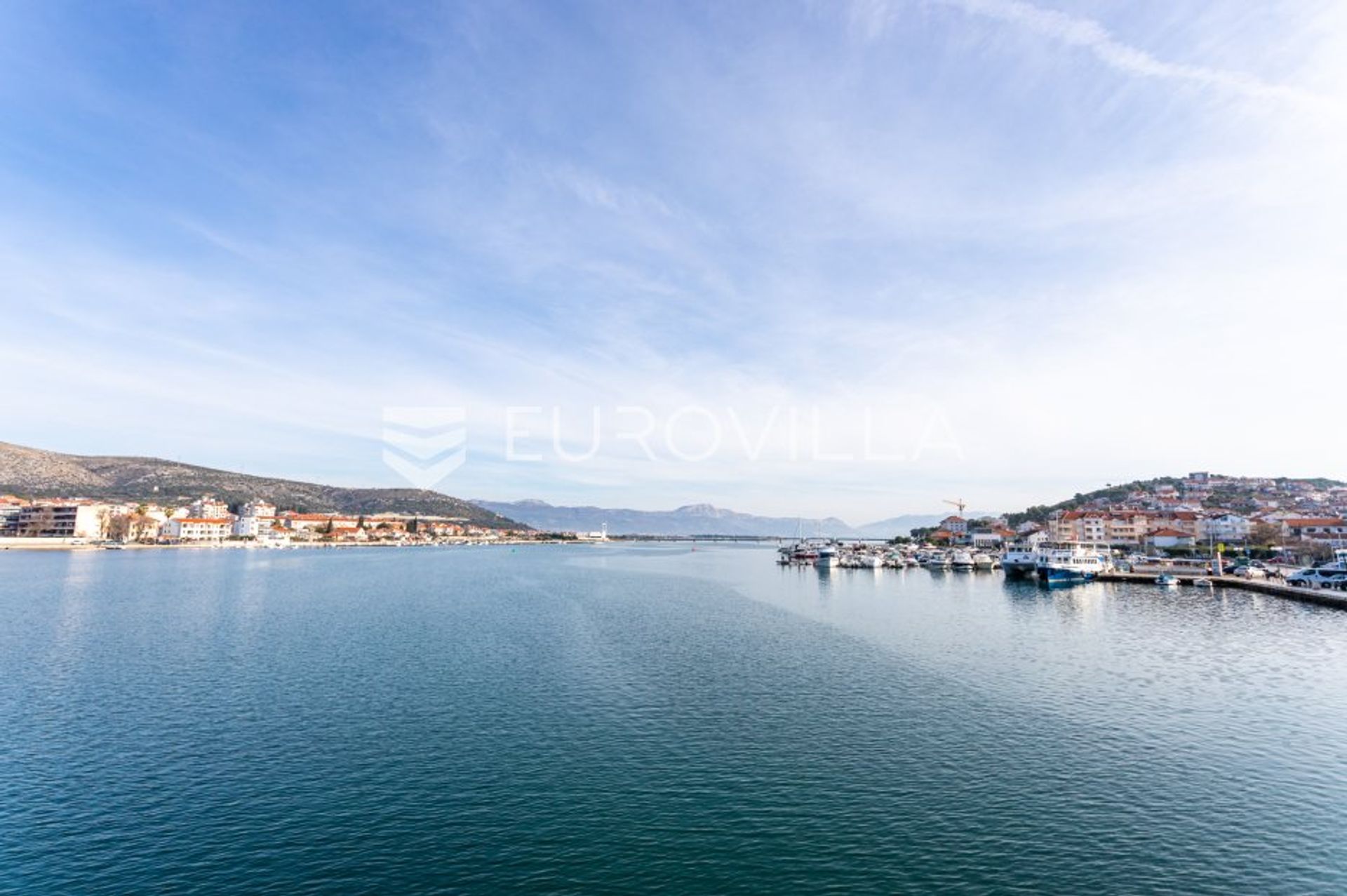 Земельные участки в Trogir, Splitsko-Dalmatinska Zupanija 11613875