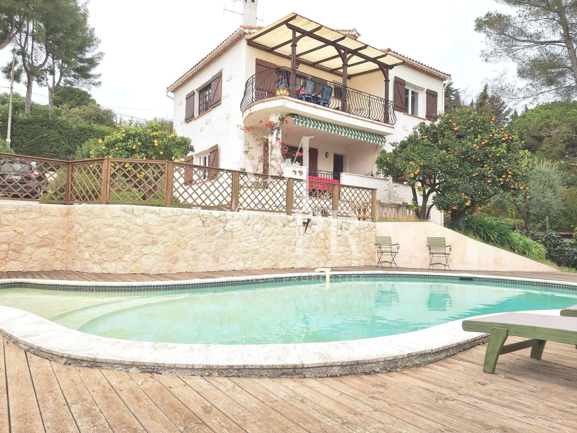 Casa nel Saint-Paul-de-Vence, Provenza-Alpi-Costa Azzurra 11614420