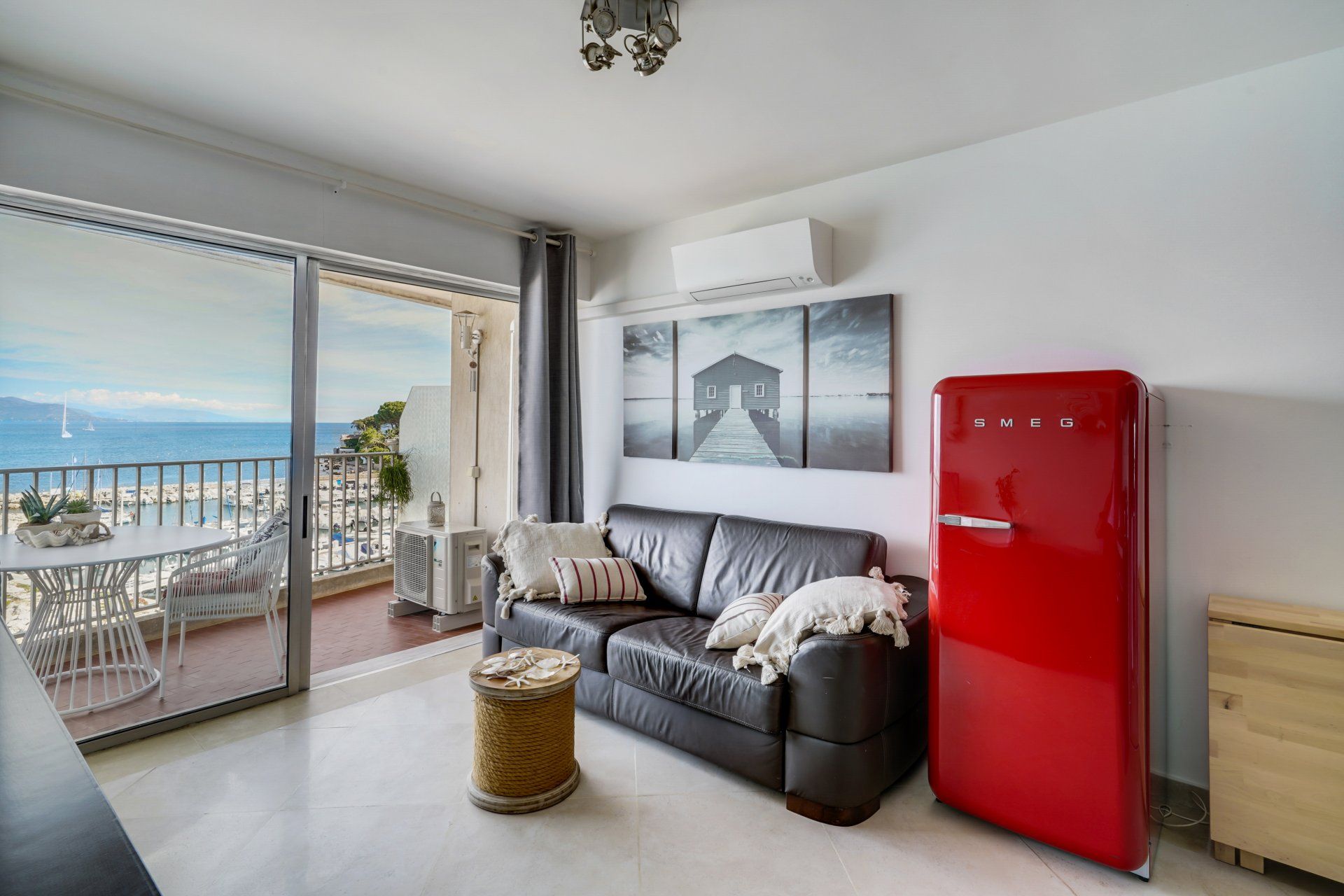 Residencial en Antibes, Alpes-Maritimes 11614750