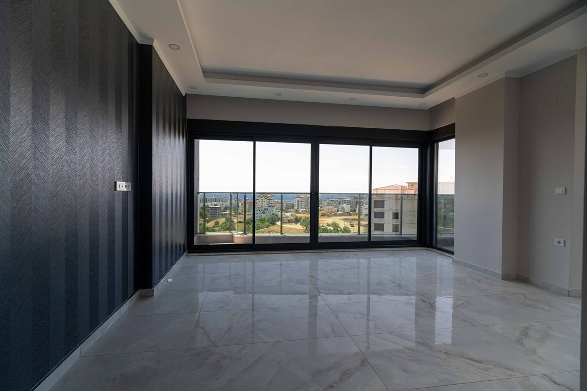 Condominio en Avsallar, Antalya 11615045