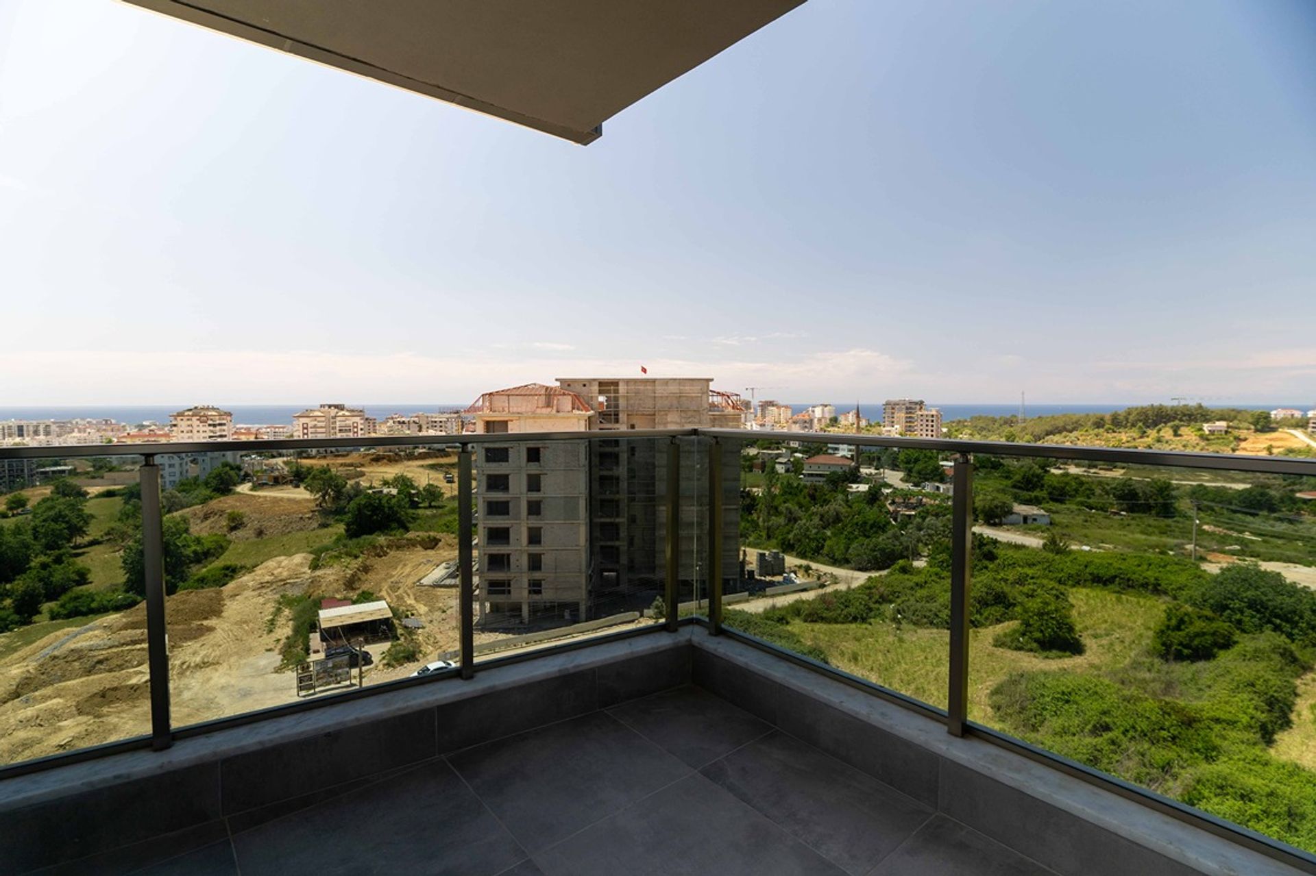 Condominio en Avsallar, Antalya 11615045