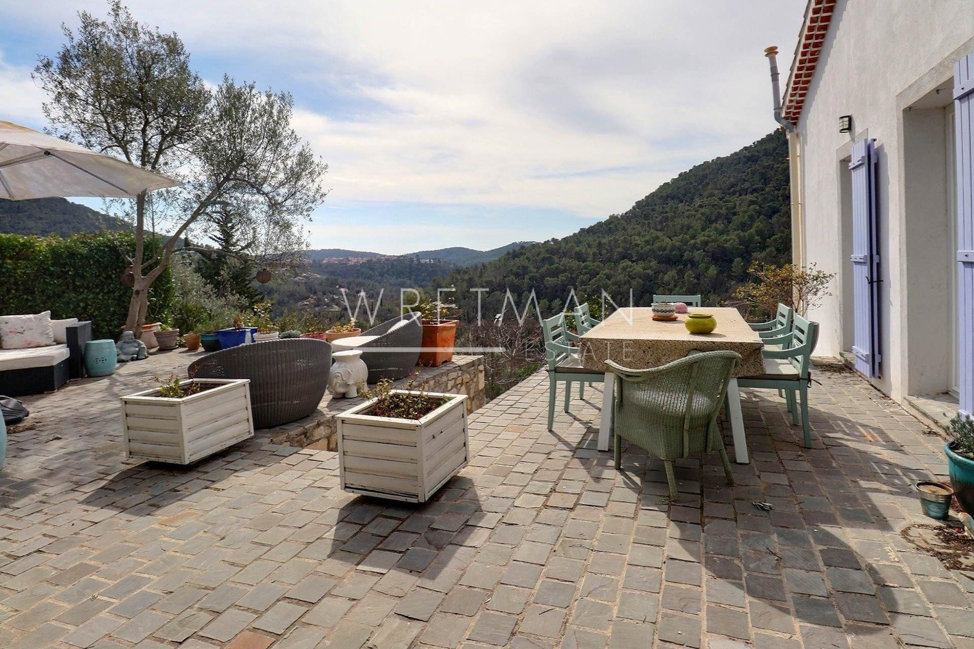 Hus i Bargemon, Provence-Alpes-Cote d'Azur 11620406