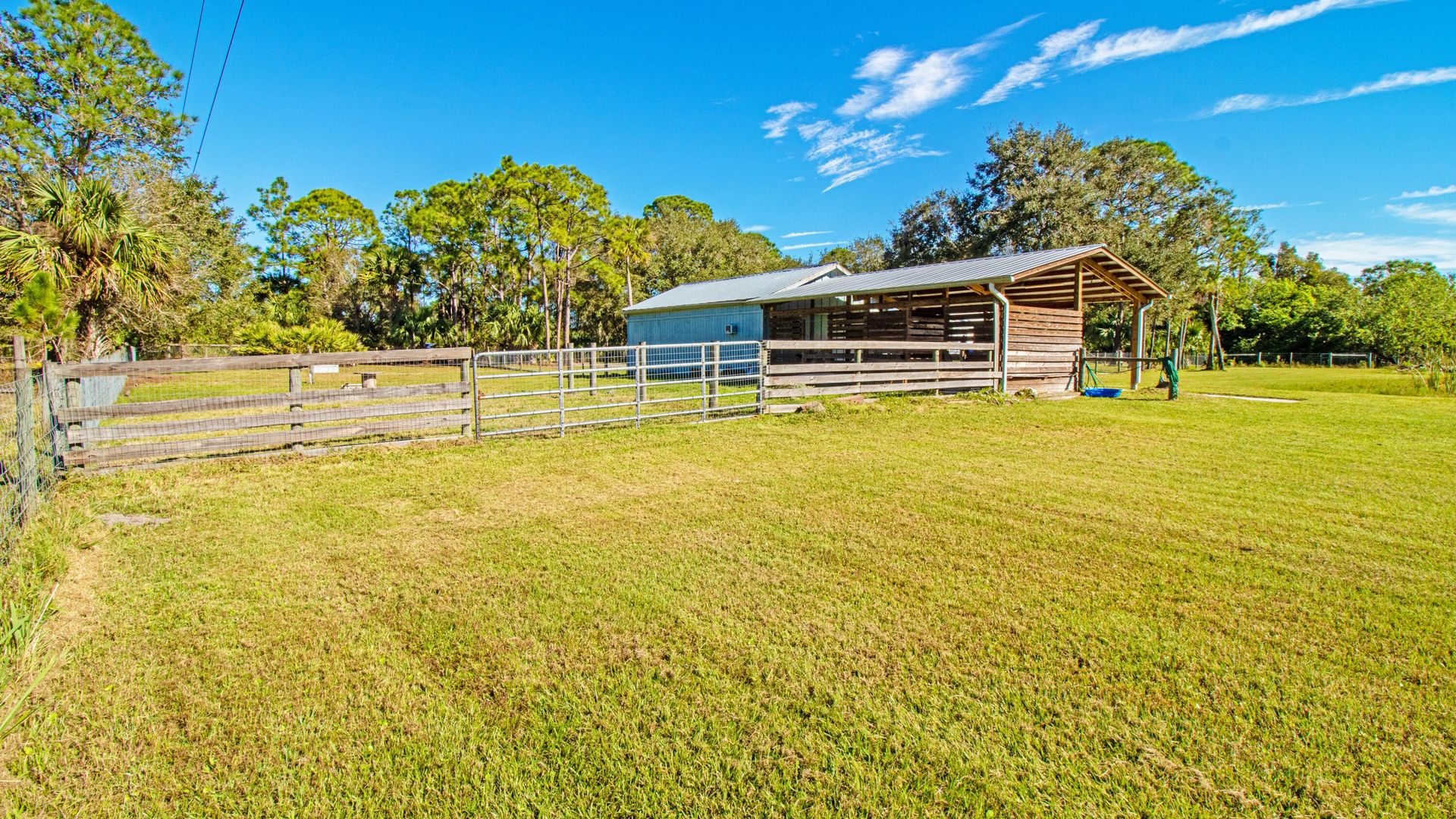 rumah dalam Indiantown, Florida 11620890