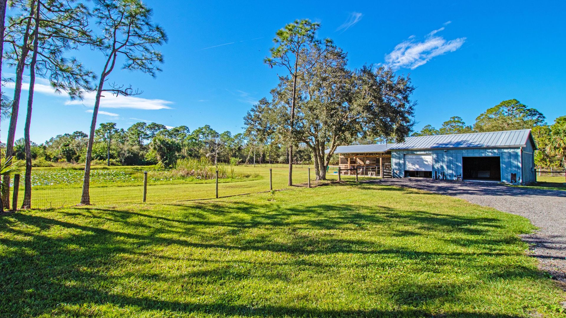 rumah dalam Indiantown, Florida 11620890