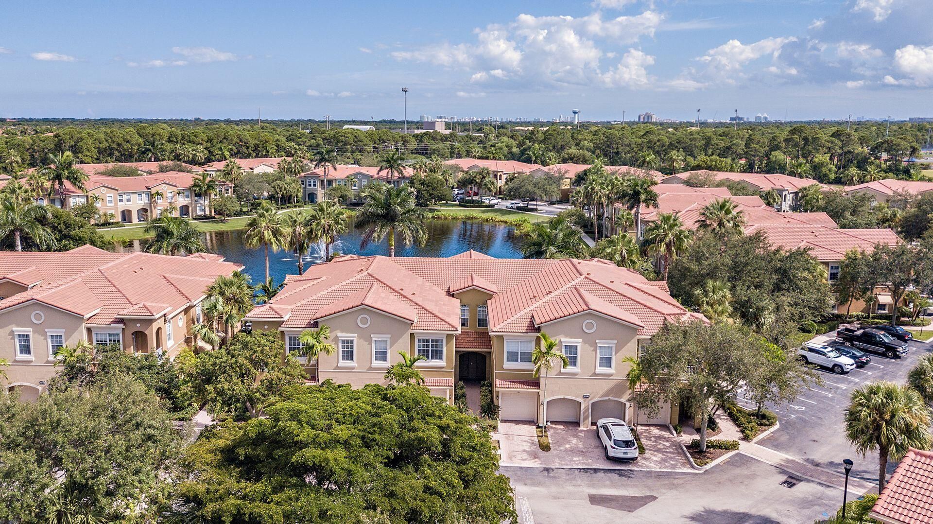 Dom w Palm Beach Gardens, Florida 11620933