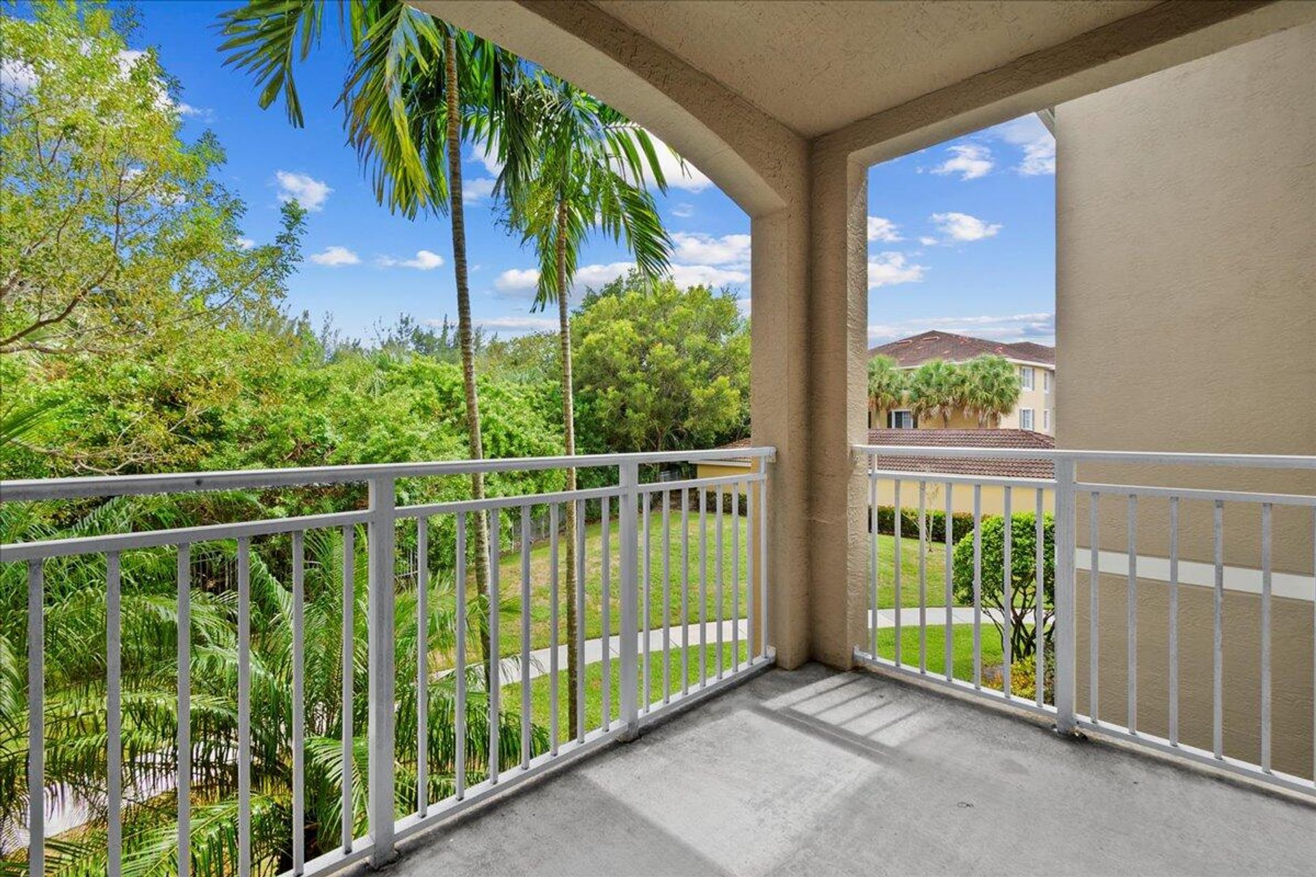 Condominium dans West Palm Beach, Florida 11621048