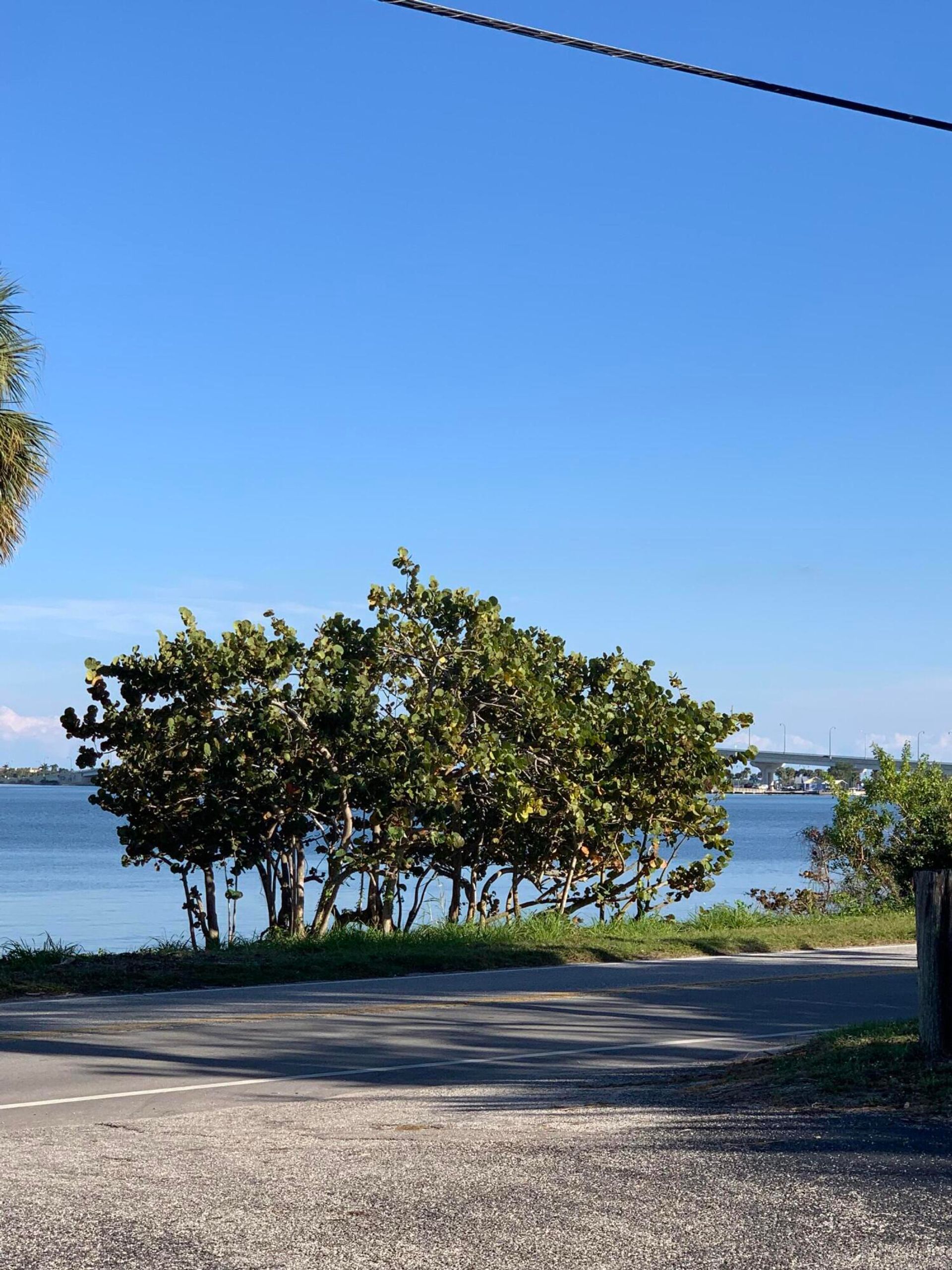 بيت في Jensen Beach, Florida 11621055