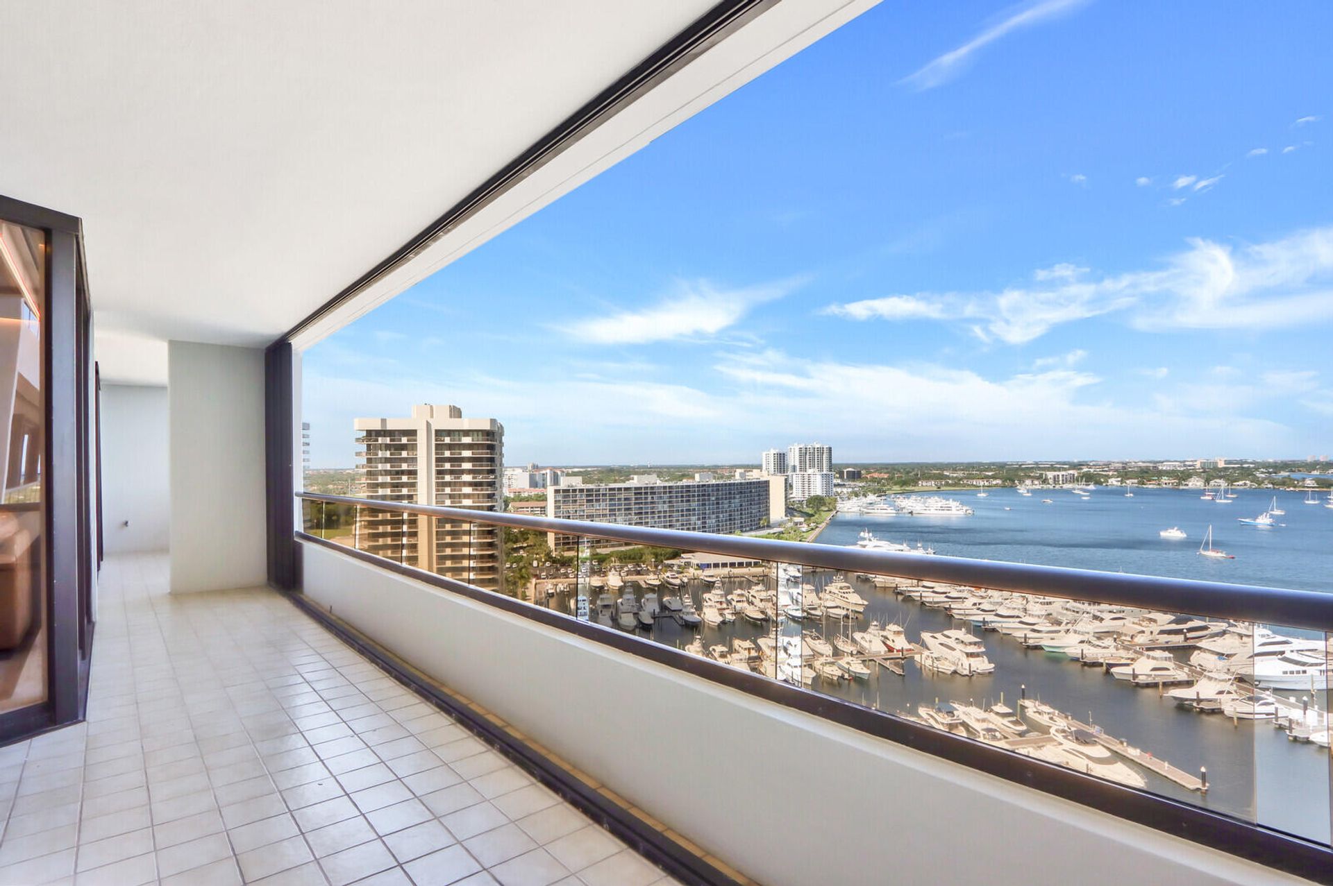 Condominium in North Palm Beach, Florida 11621074