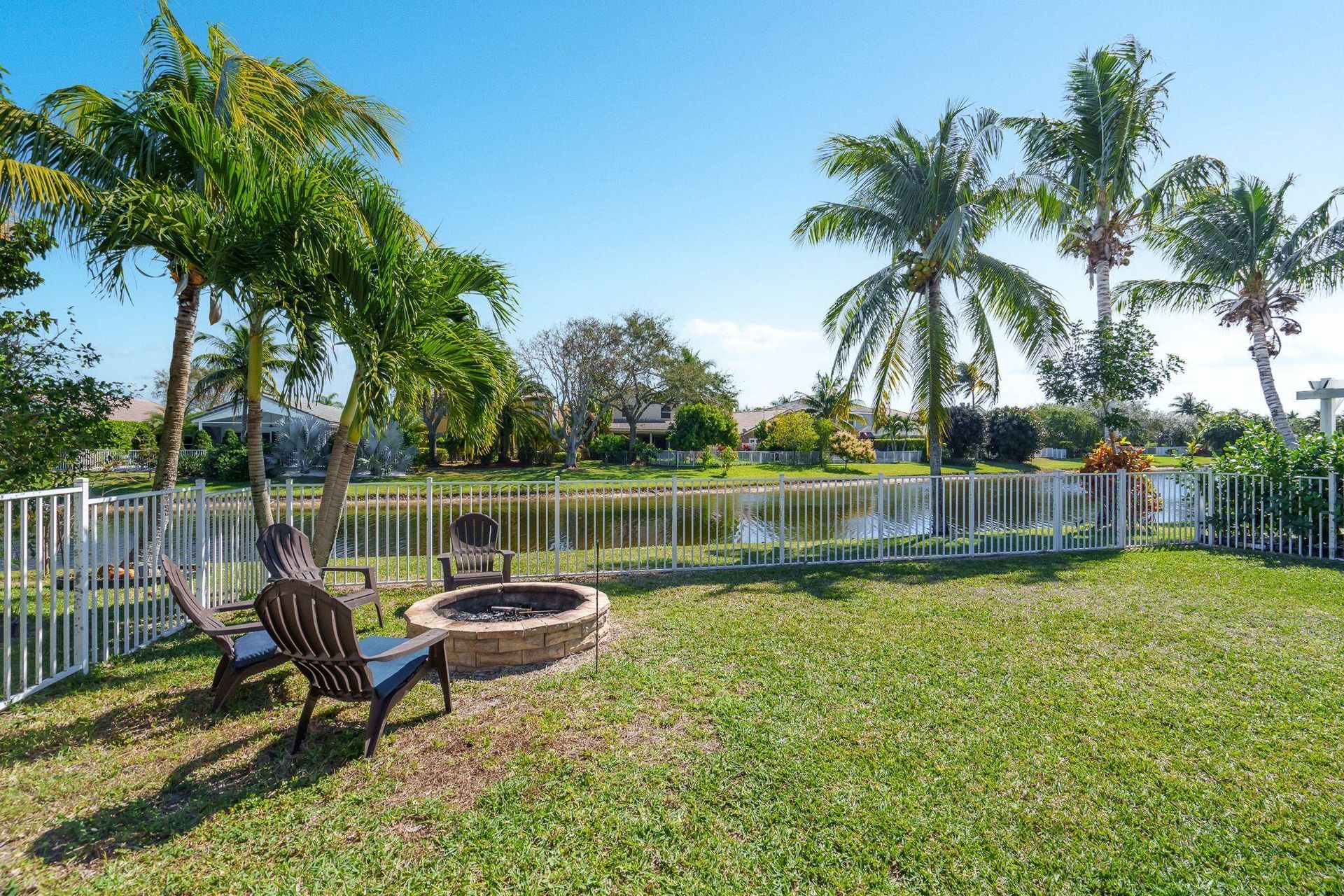 House in Wellington, Florida 11621076