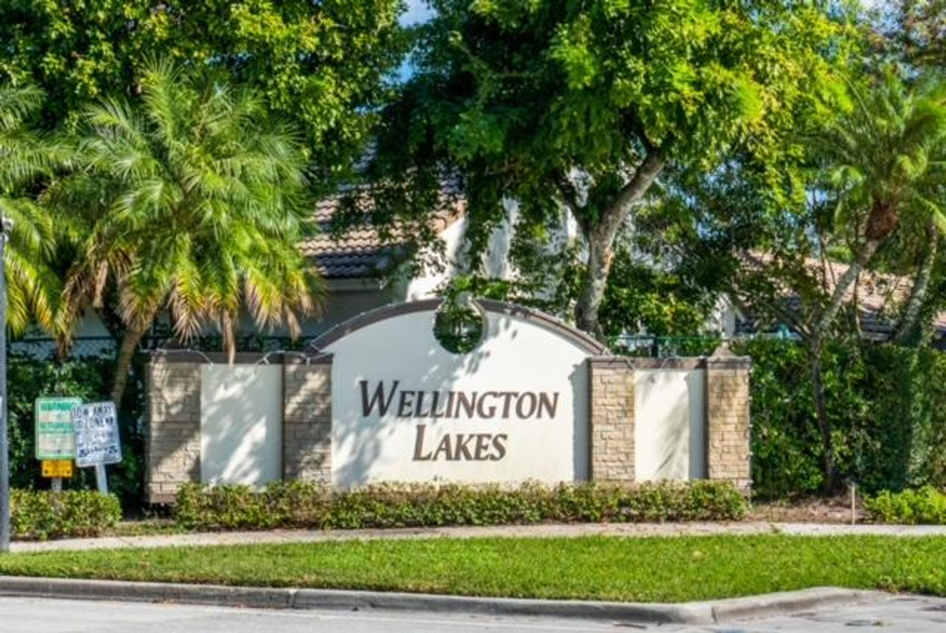 House in Wellington, Florida 11621104