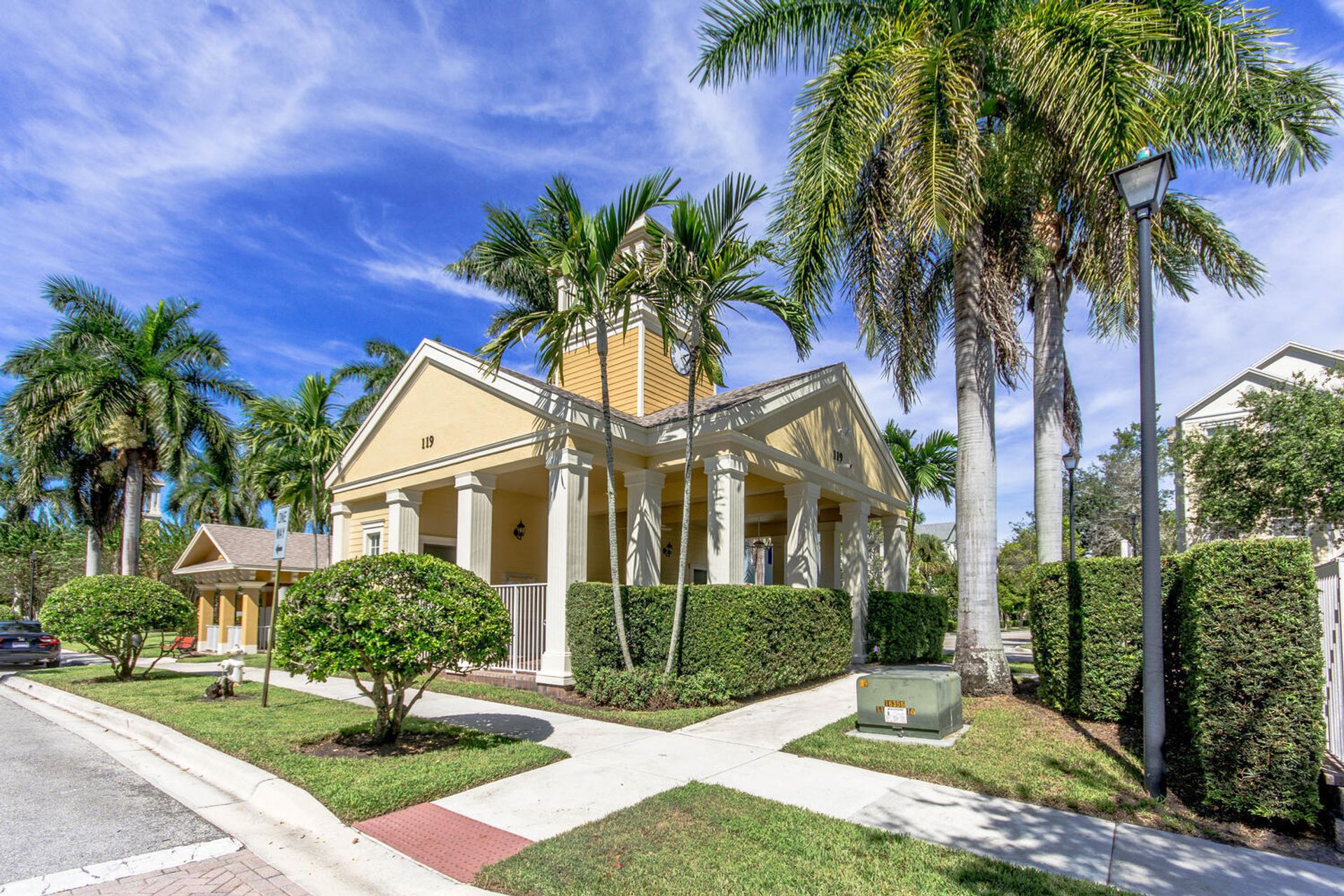 House in Jupiter, Florida 11621152