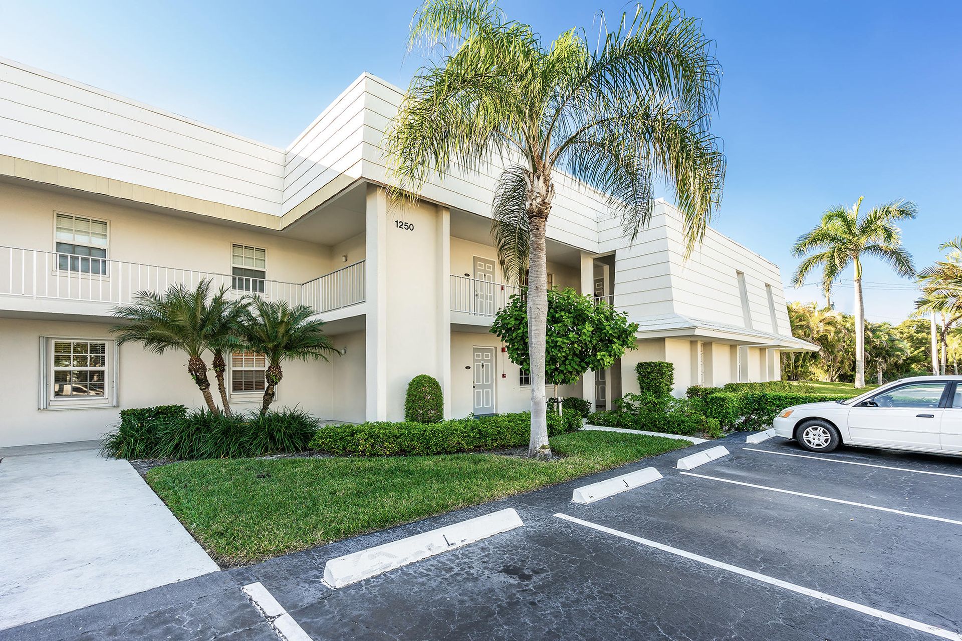 Condominium in West Palm Beach, Florida 11621157