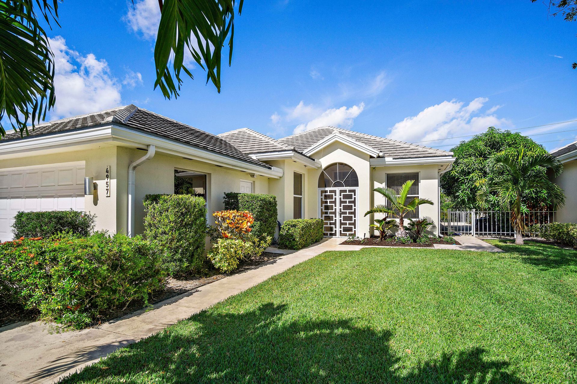 rumah dalam Pelabuhan Salerno, Florida 11621170