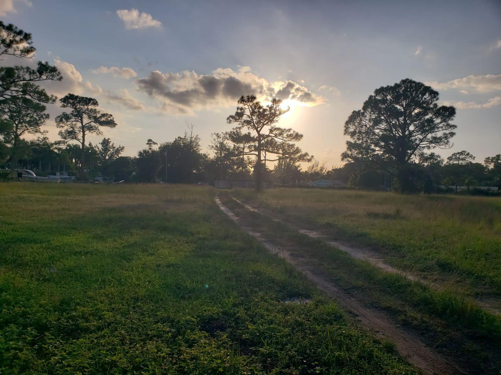 בַּיִת ב Rainbow Lakes, Florida 11621175