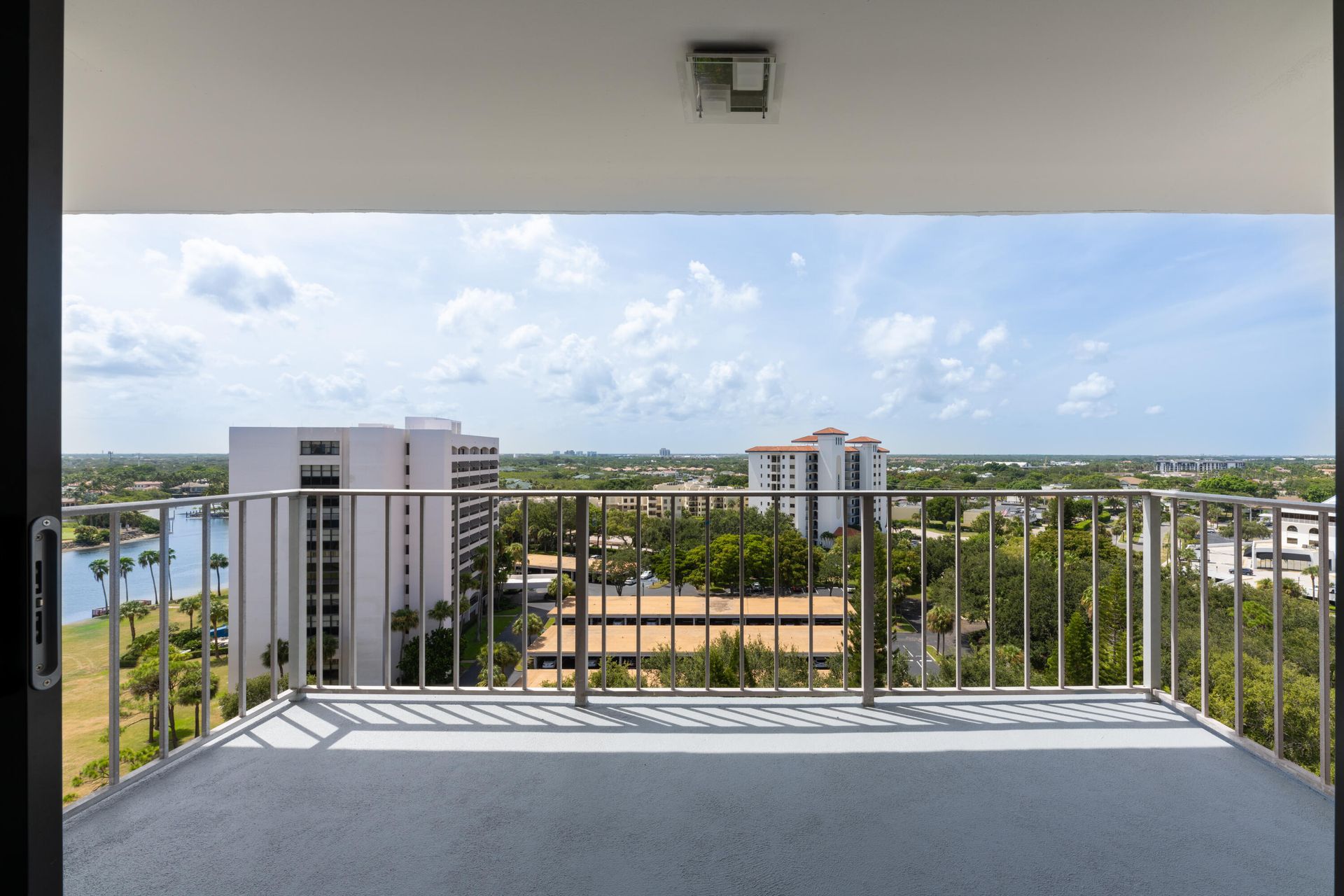 Condominium in North Palm Beach, Florida 11621360