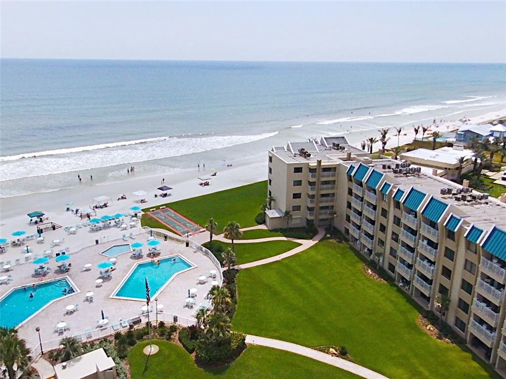 Condominium in New Smyrna Beach, Florida 11621561