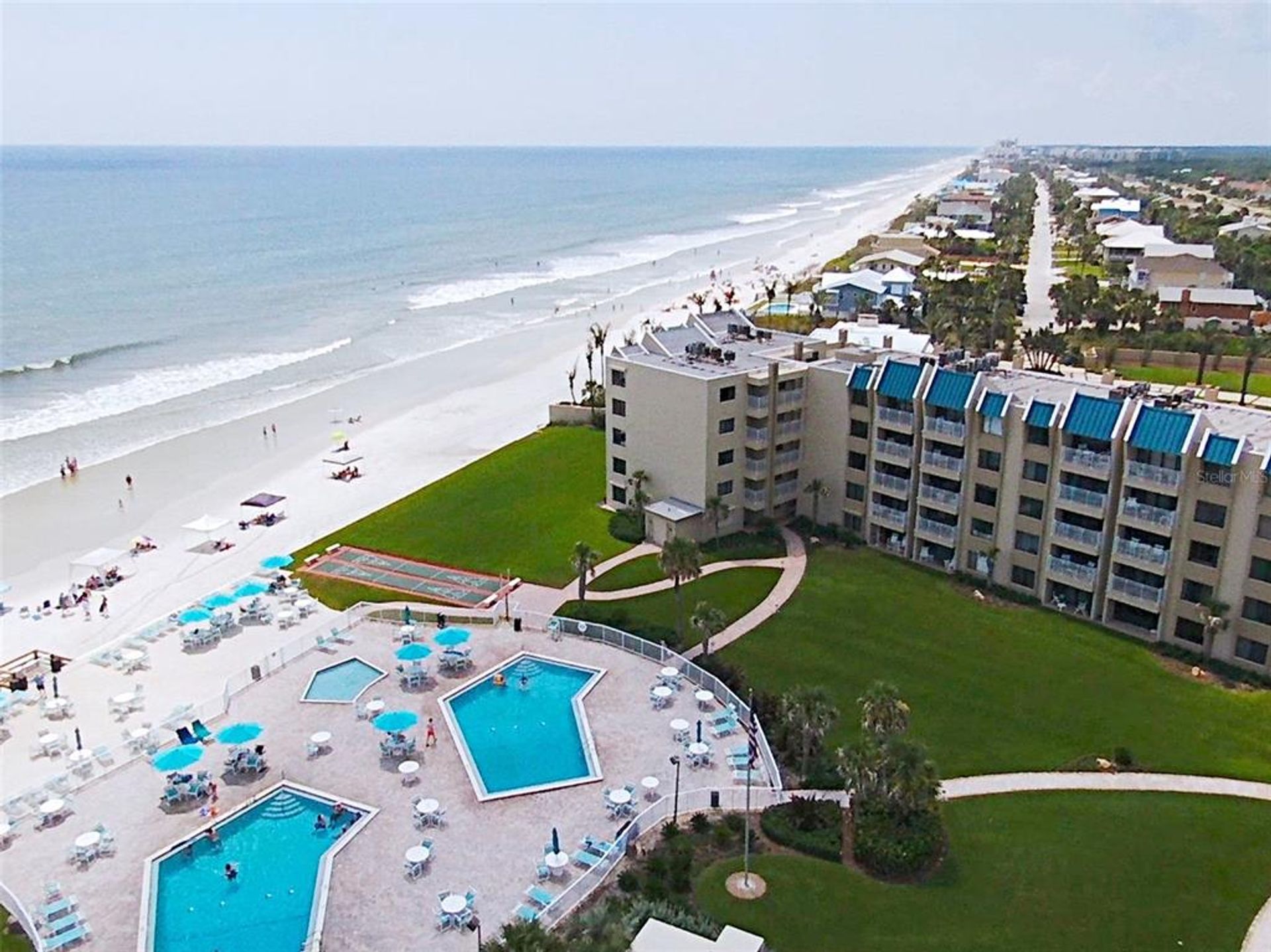 Condominium in New Smyrna Beach, Florida 11621561