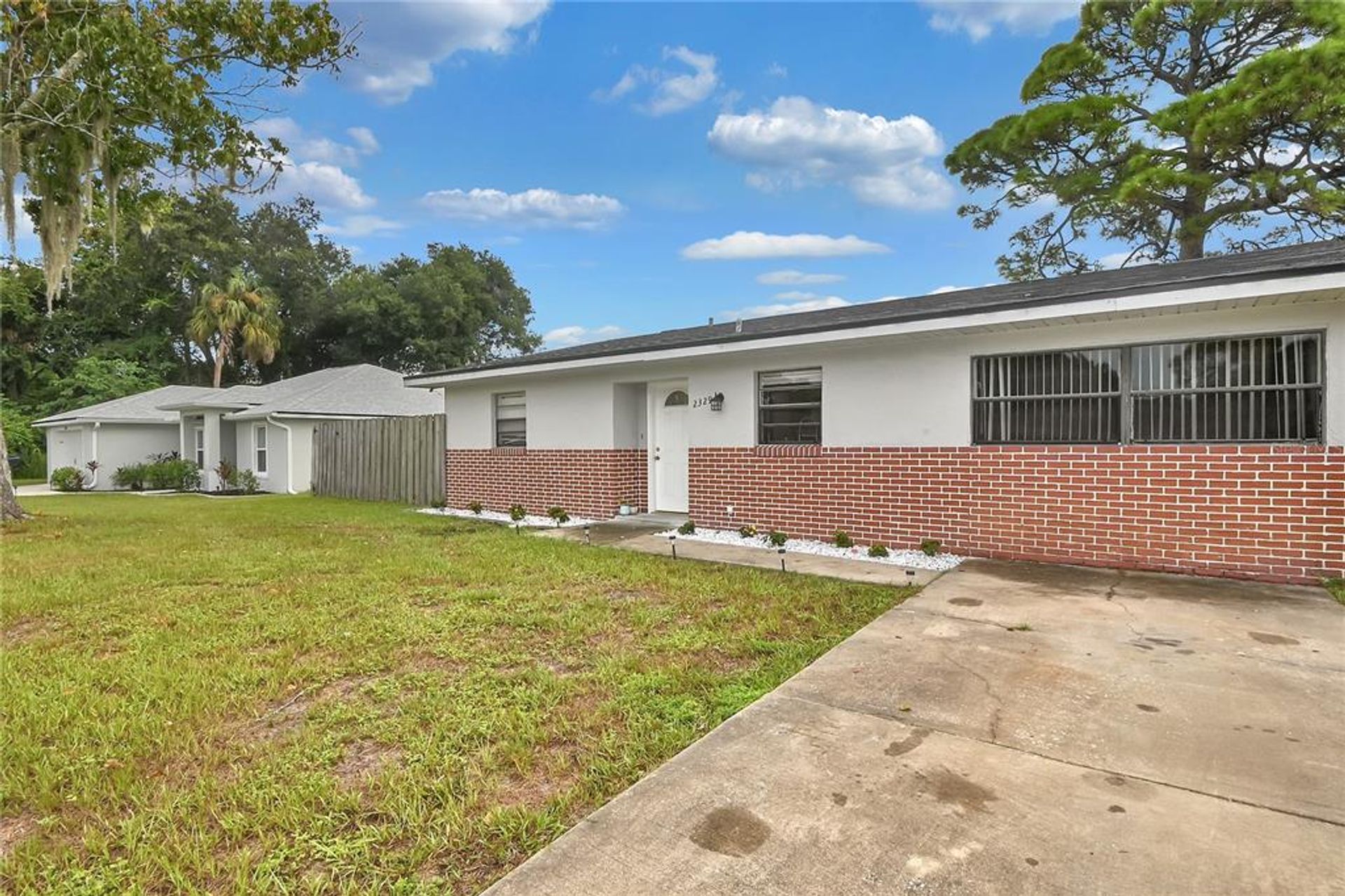 House in Edgewater, Florida 11621564