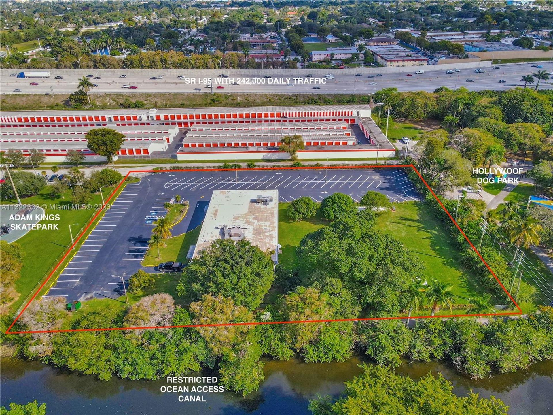 Commercial in Hollywood, Florida 11621585