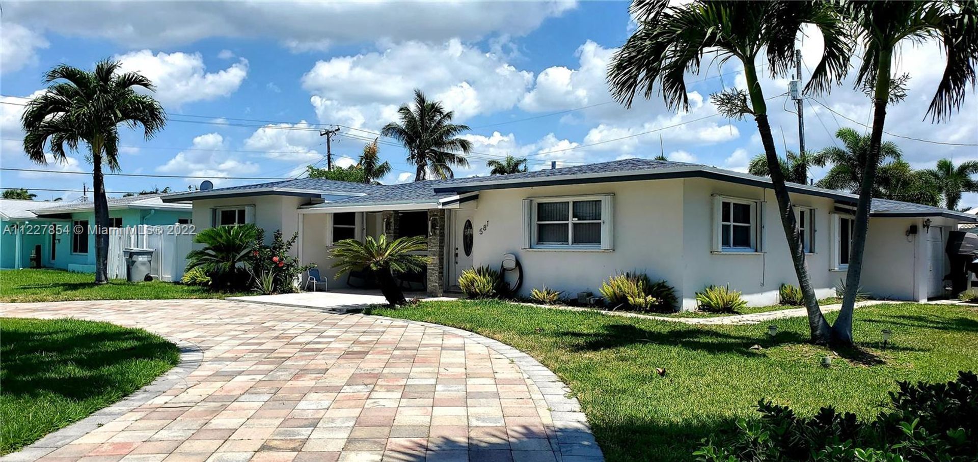 House in Pompano Beach, Florida 11621648