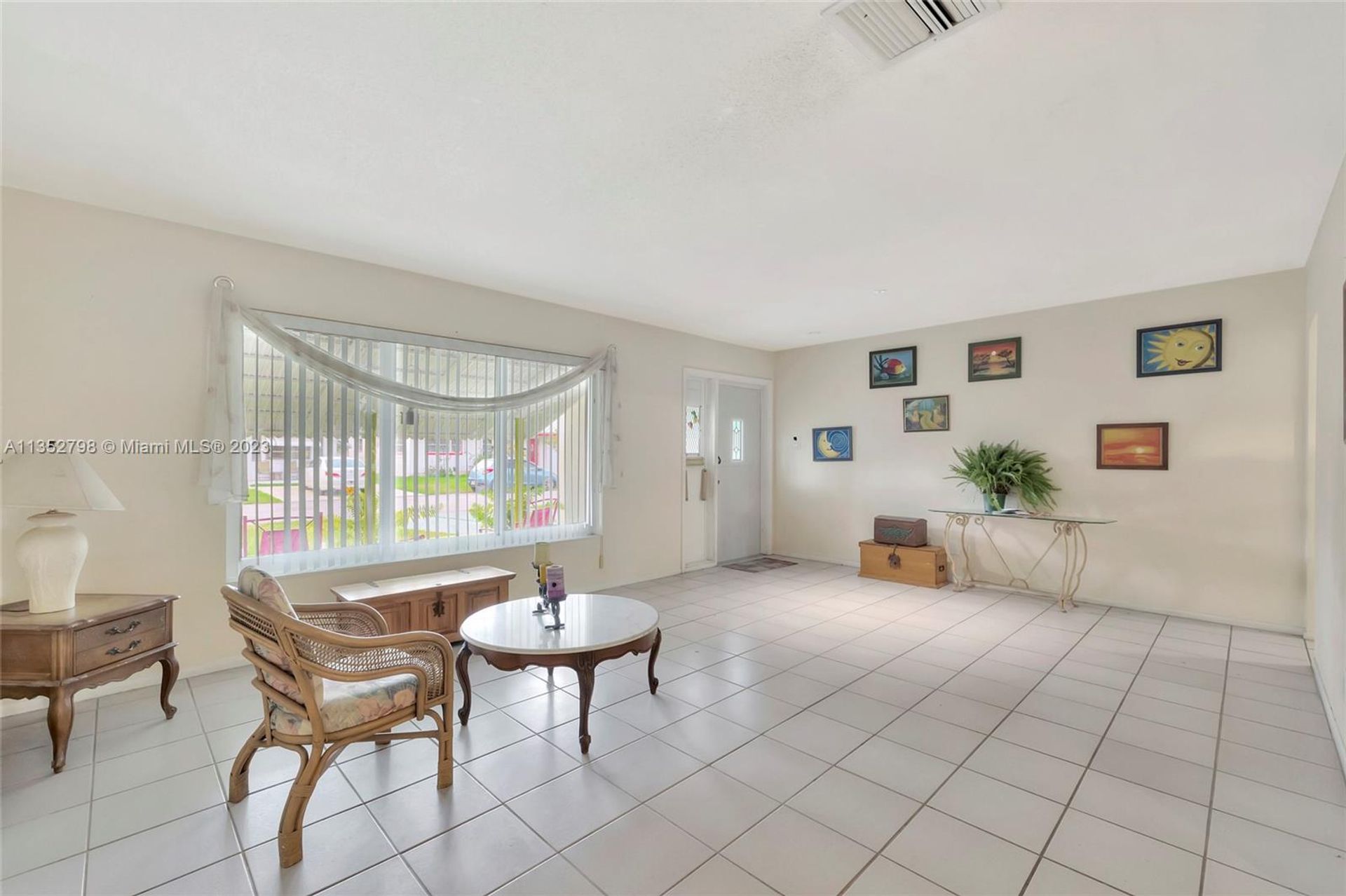 House in Tamarac, Florida 11621654