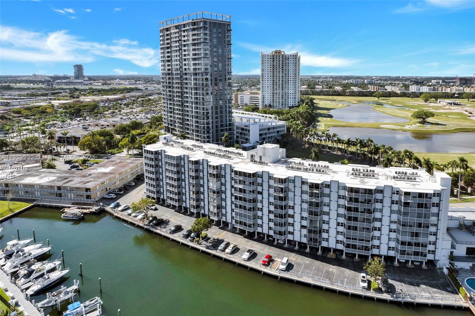 Συγκυριαρχία σε Hallandale Beach, Florida 11621675