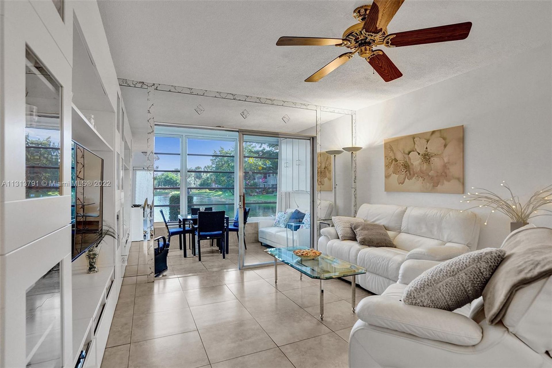 Condominio en Lauderdale Lakes, Florida 11621691