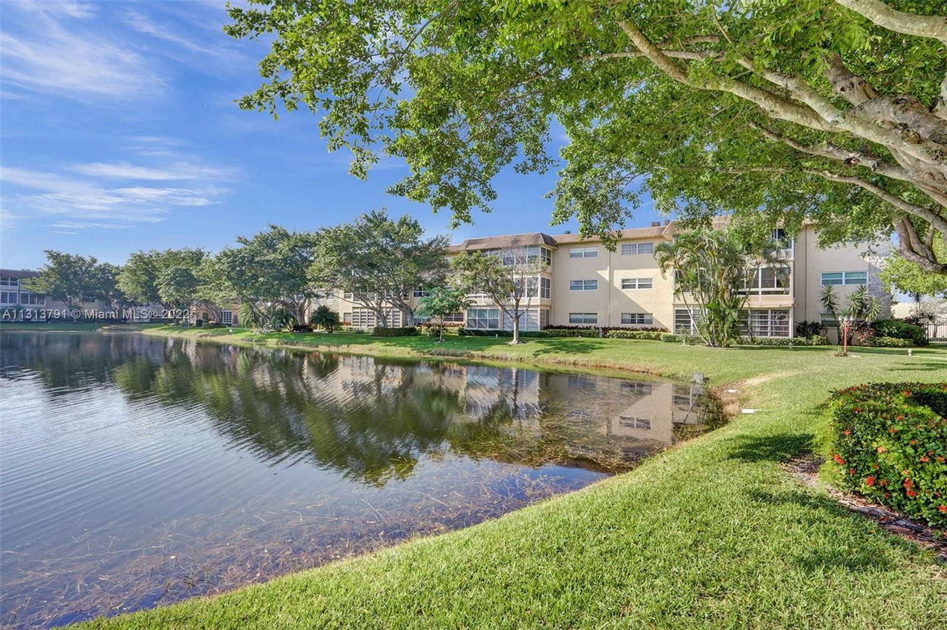 Condominio en Lauderdale Lakes, Florida 11621691