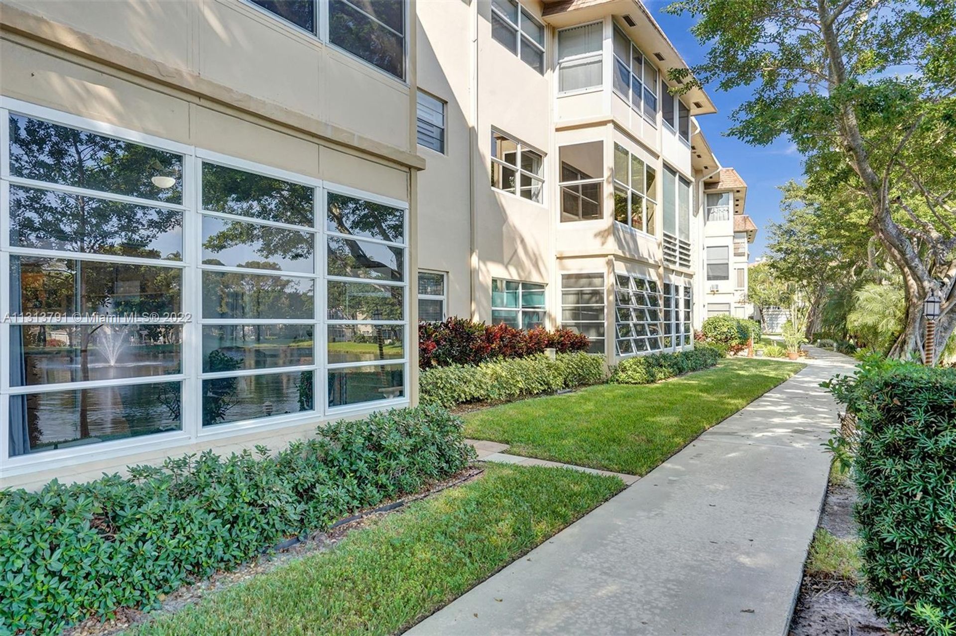 Condominio en Lauderdale Lakes, Florida 11621691